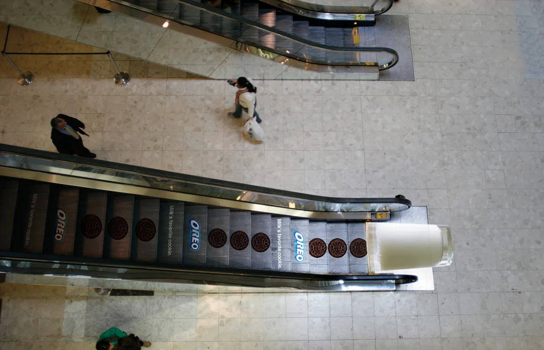 oreo_escalator2_LRG.jpg