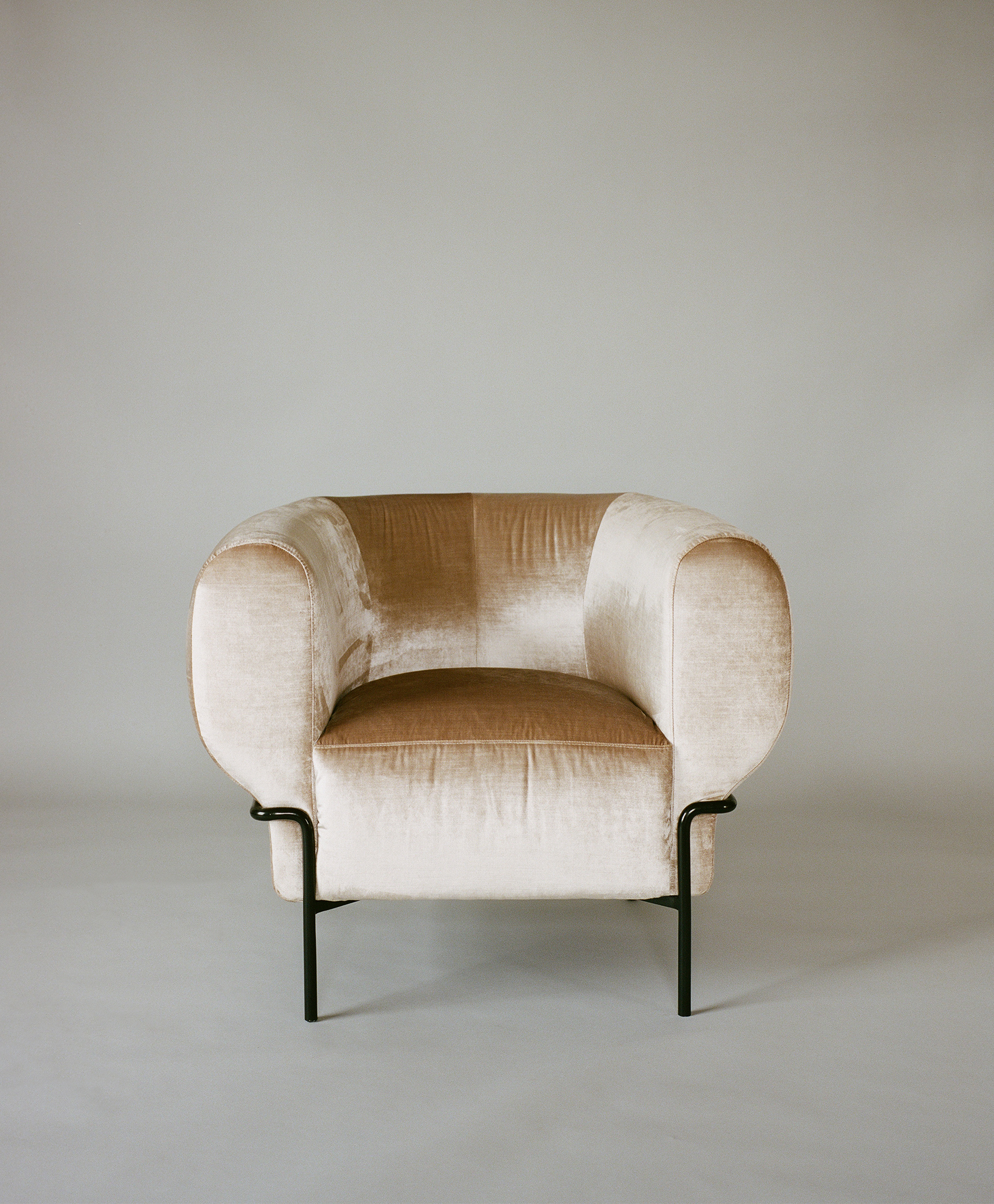 Madda Front velvet .jpg