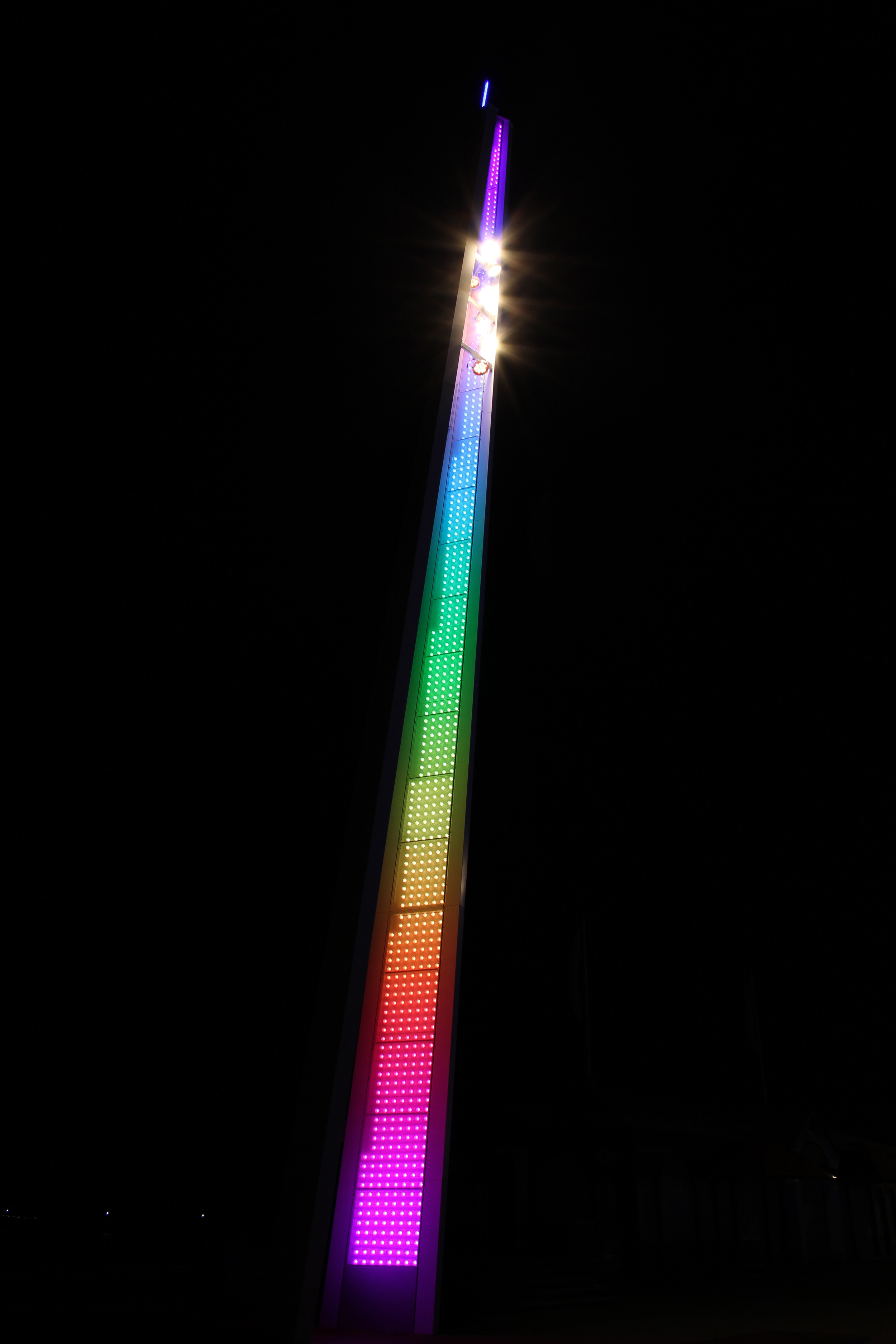   Pinniger Lighting Design  /  Southend-On-Sea City Beach 2011  