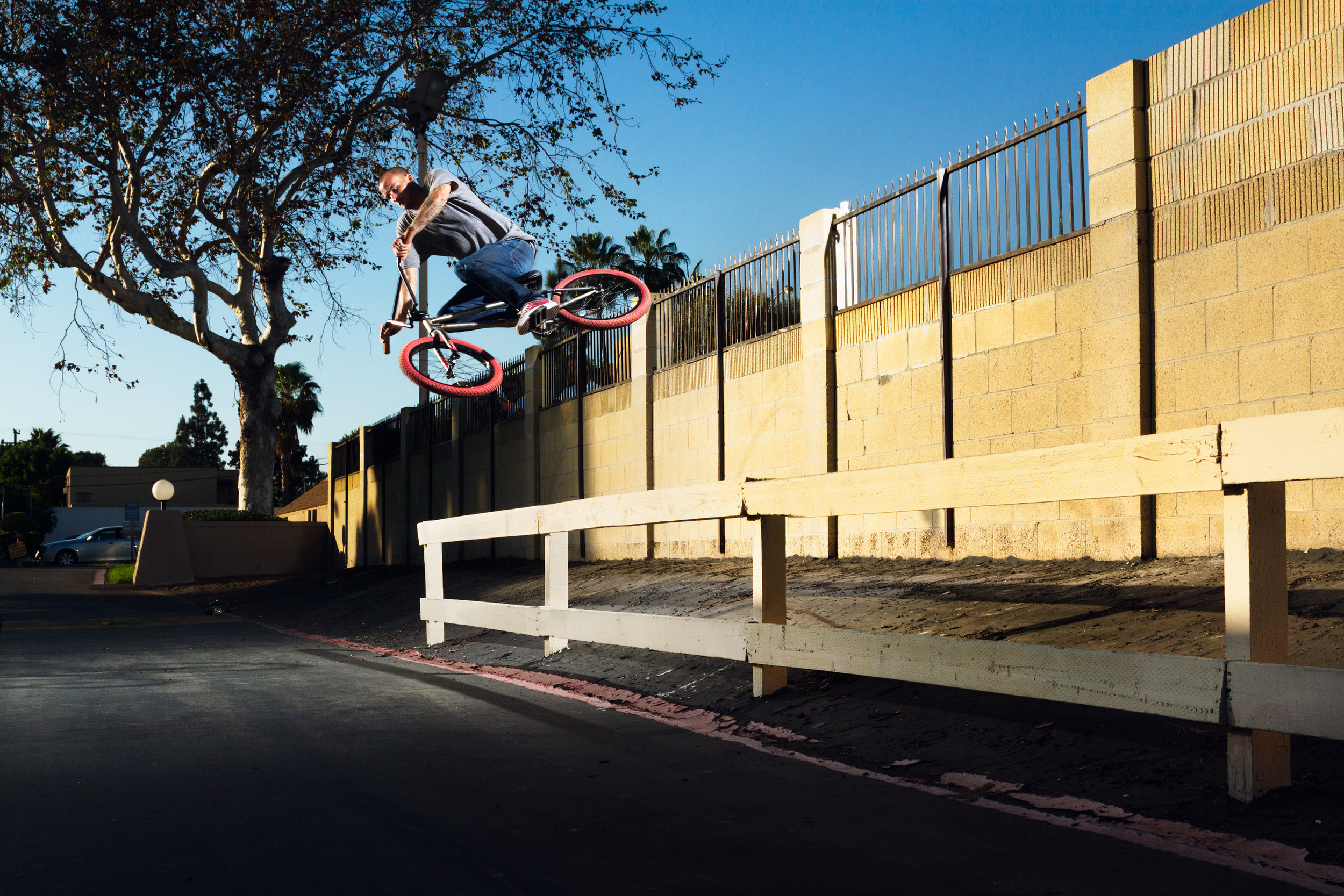 Eric-Lichtenberger-BMX-Wallride-Over-Devin-Feil.jpg