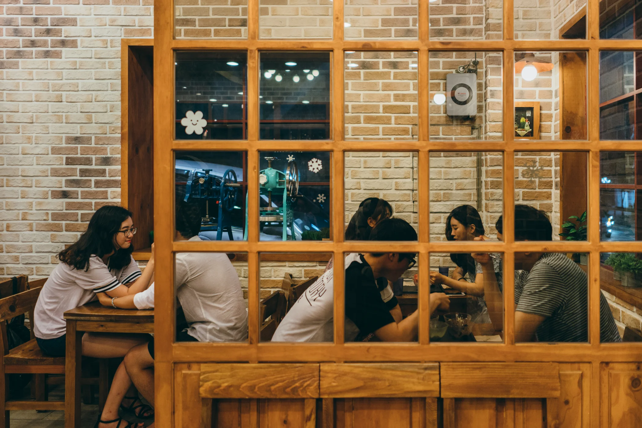 Greysuitcase Seoul Cafe Series: Homilbat (호밀밭), Sinchon (신촌), Seoul, South Korea.