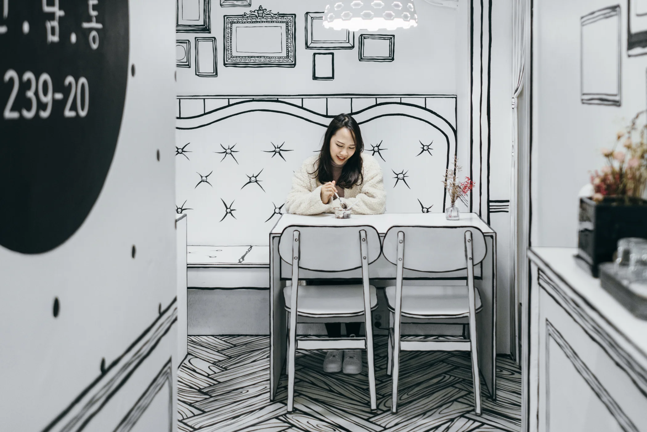 Greysuitcase Seoul Cafe Series: Cafe Yeonnam-dong 239-20 (카페 연남동 239-20), Yeonnam-dong (연남동), Seoul, South Korea.