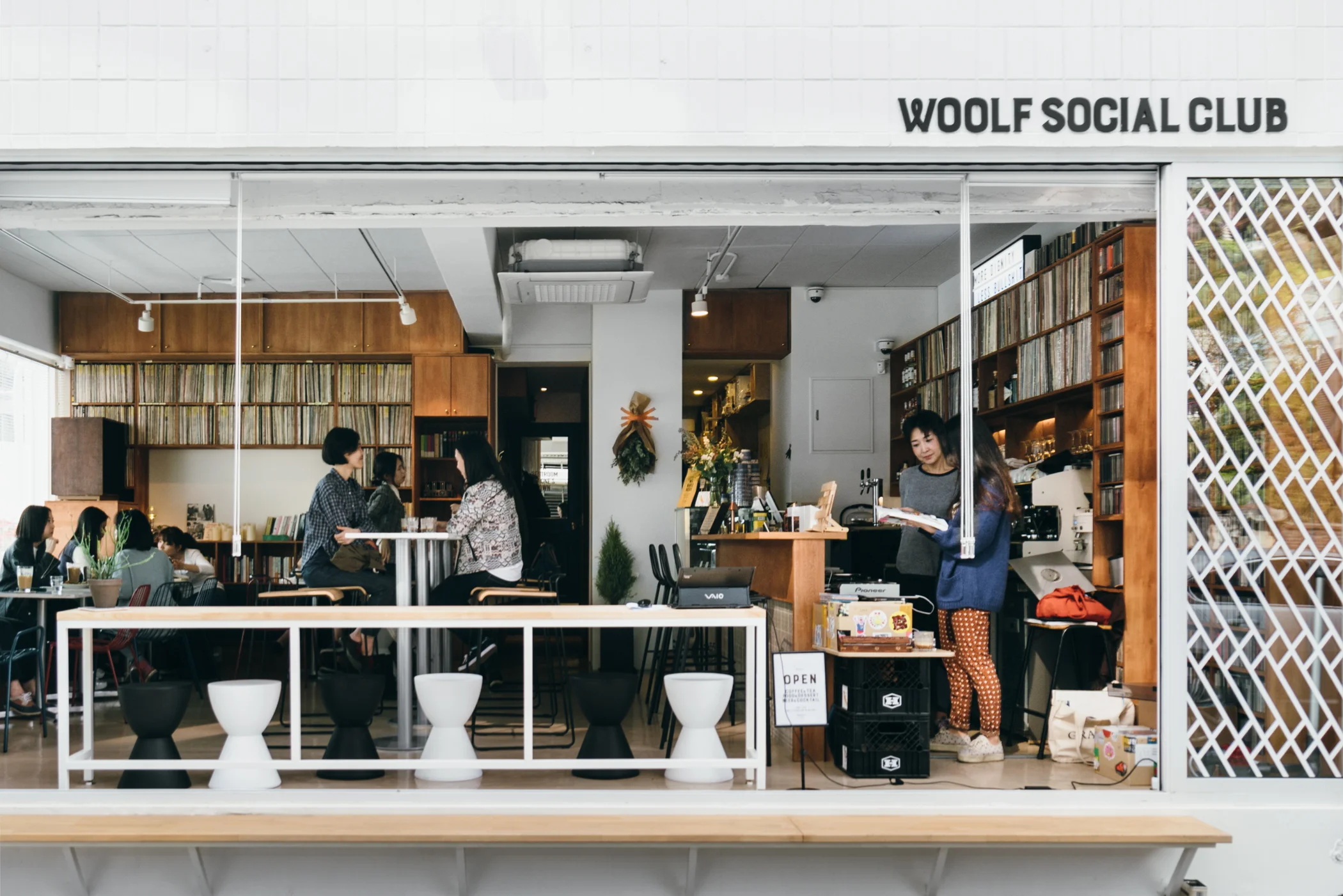 Greysuitcase Seoul Restaurant Series: Woolf Social Club (울프소셜클럽), Hannam-dong (한남동), Seoul, South Korea.