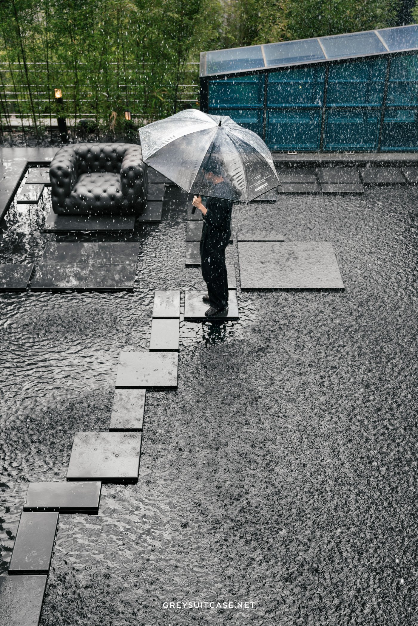 Greysuitcase - Rain Report 레인리포트 09