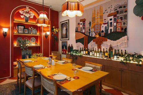 Barcelona Dining &amp; Bar