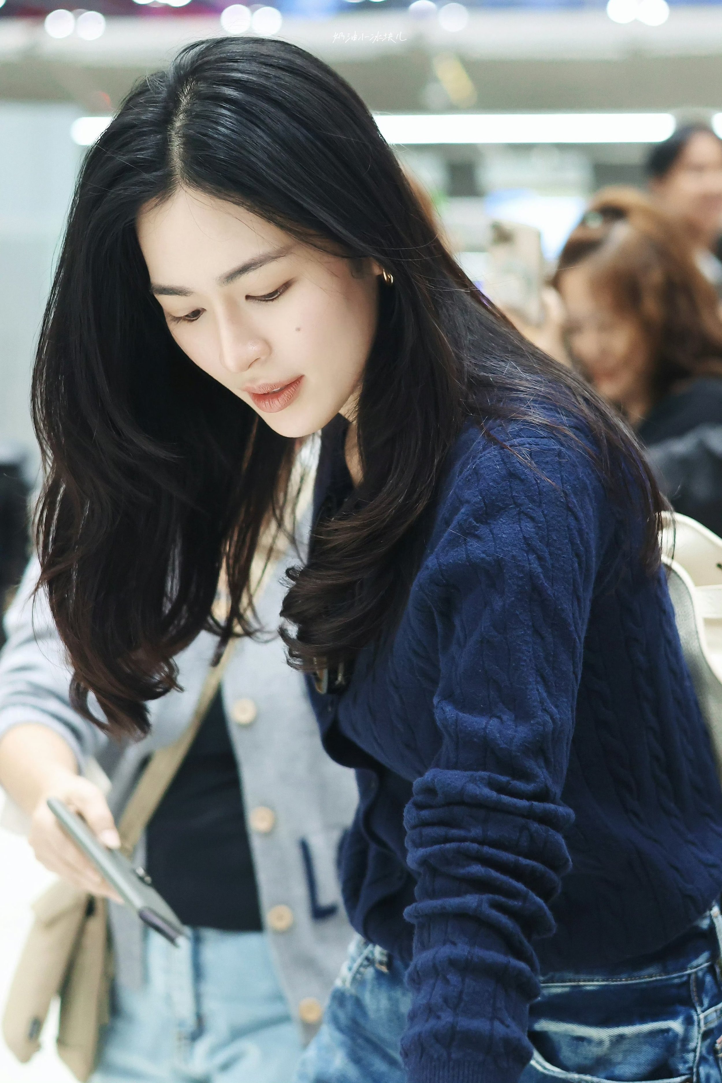 15 Jan 2026 - Lingling Kwong at BKK Airport