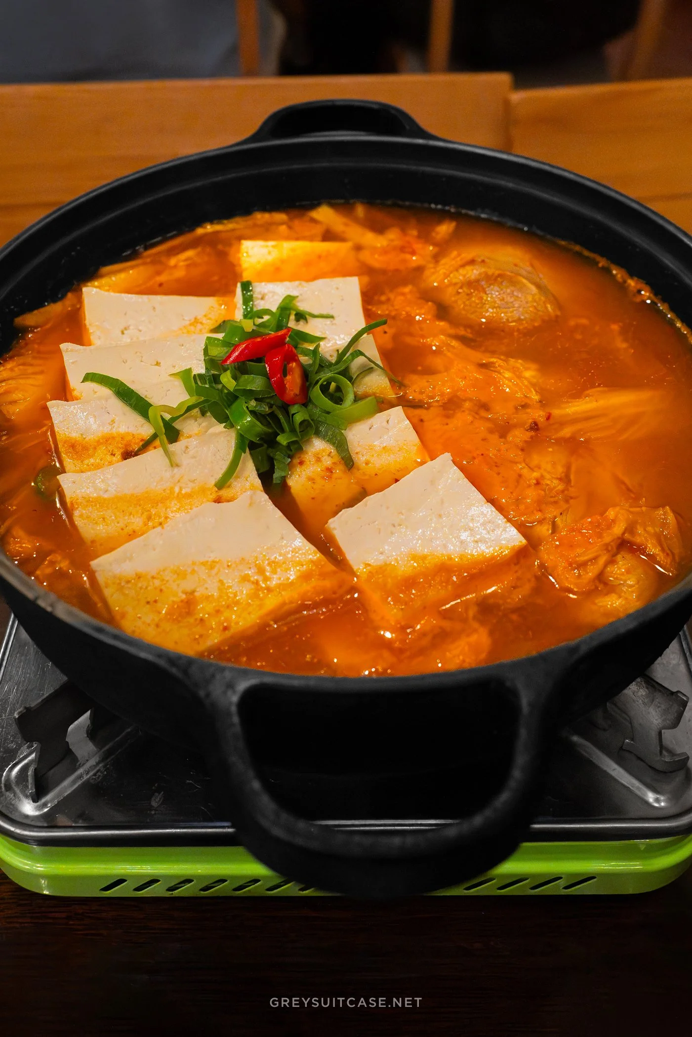 Greysuitcase Seoul Restaurant Series: Sinsajeon (신사전), Garosu-gil (가로수길), Sinsa-dong (신사동), Gangnam (강남), Seoul, South Korea.