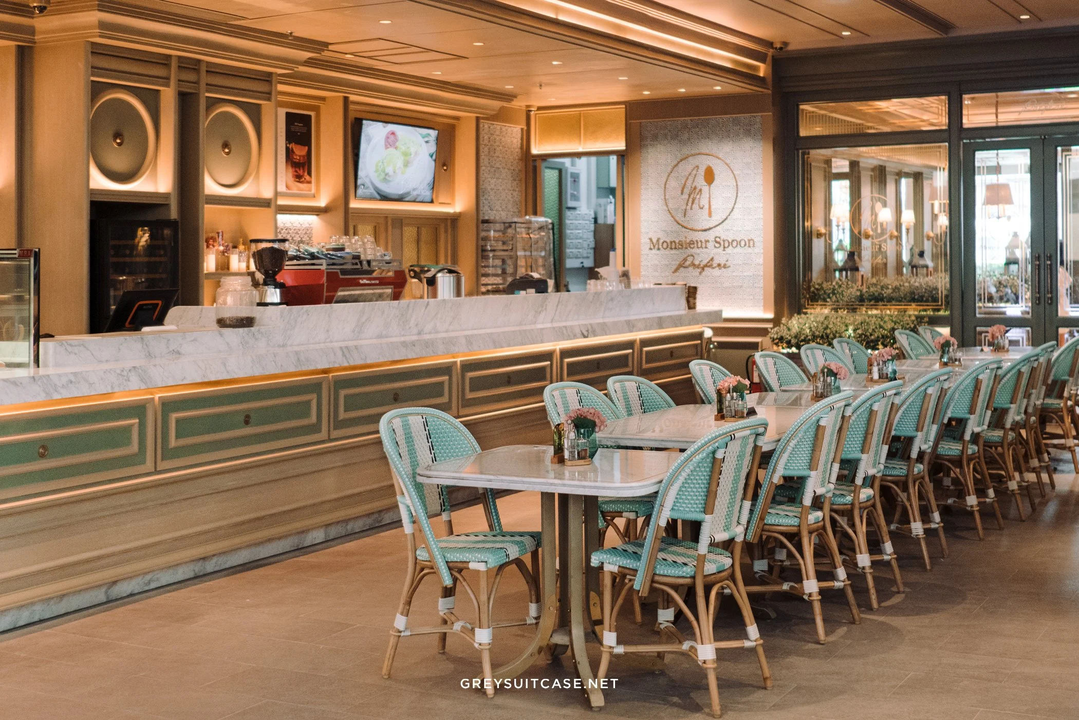 Monsieur Spoon Préféré Plaza Indonesia — Greysuitcase