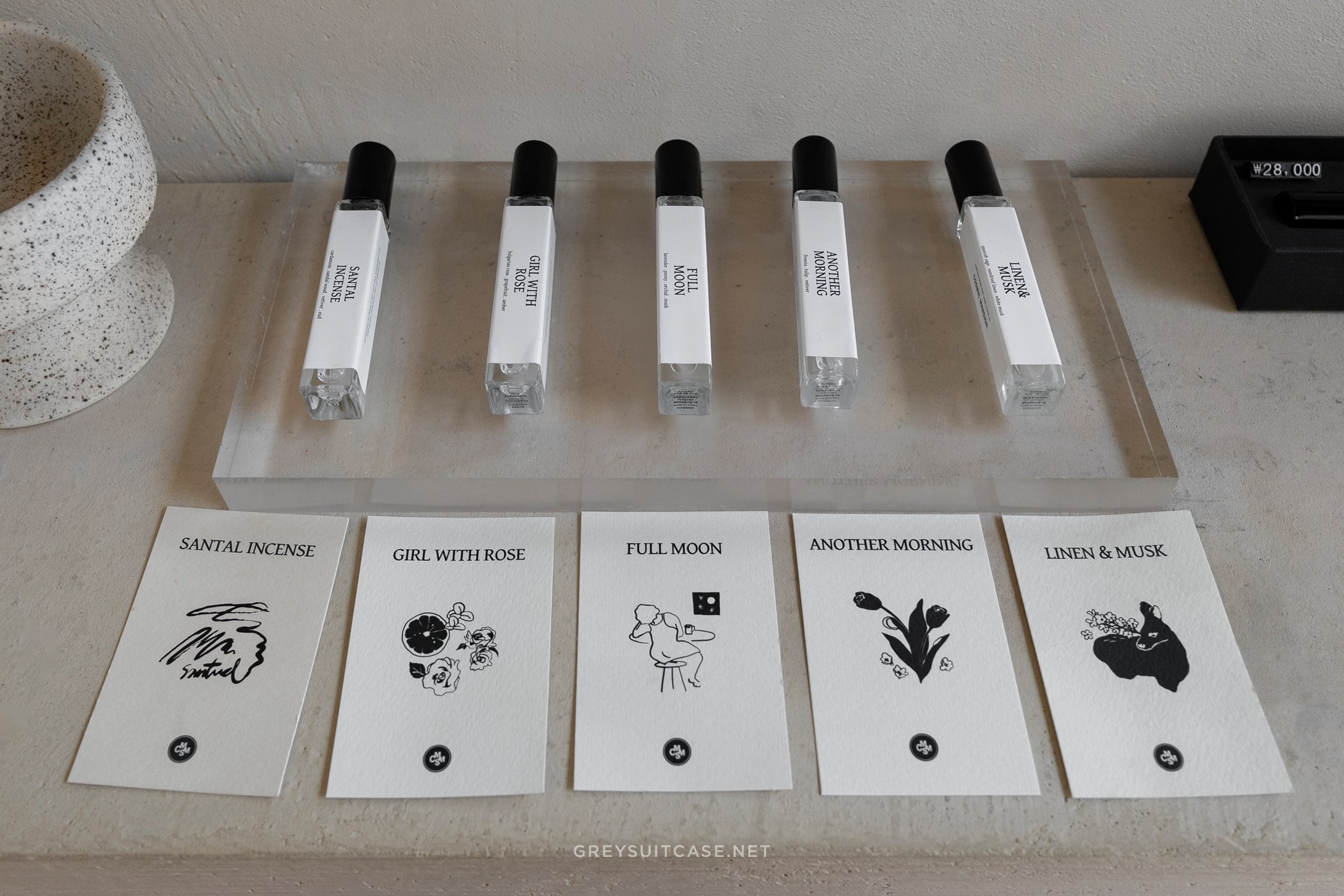 Greysuitcase Seoul Shop Series: Cosmic Mansion (코스믹맨션), Hannam-dong (한남동), Yongsan-gu (용산구), Seoul, South Korea.