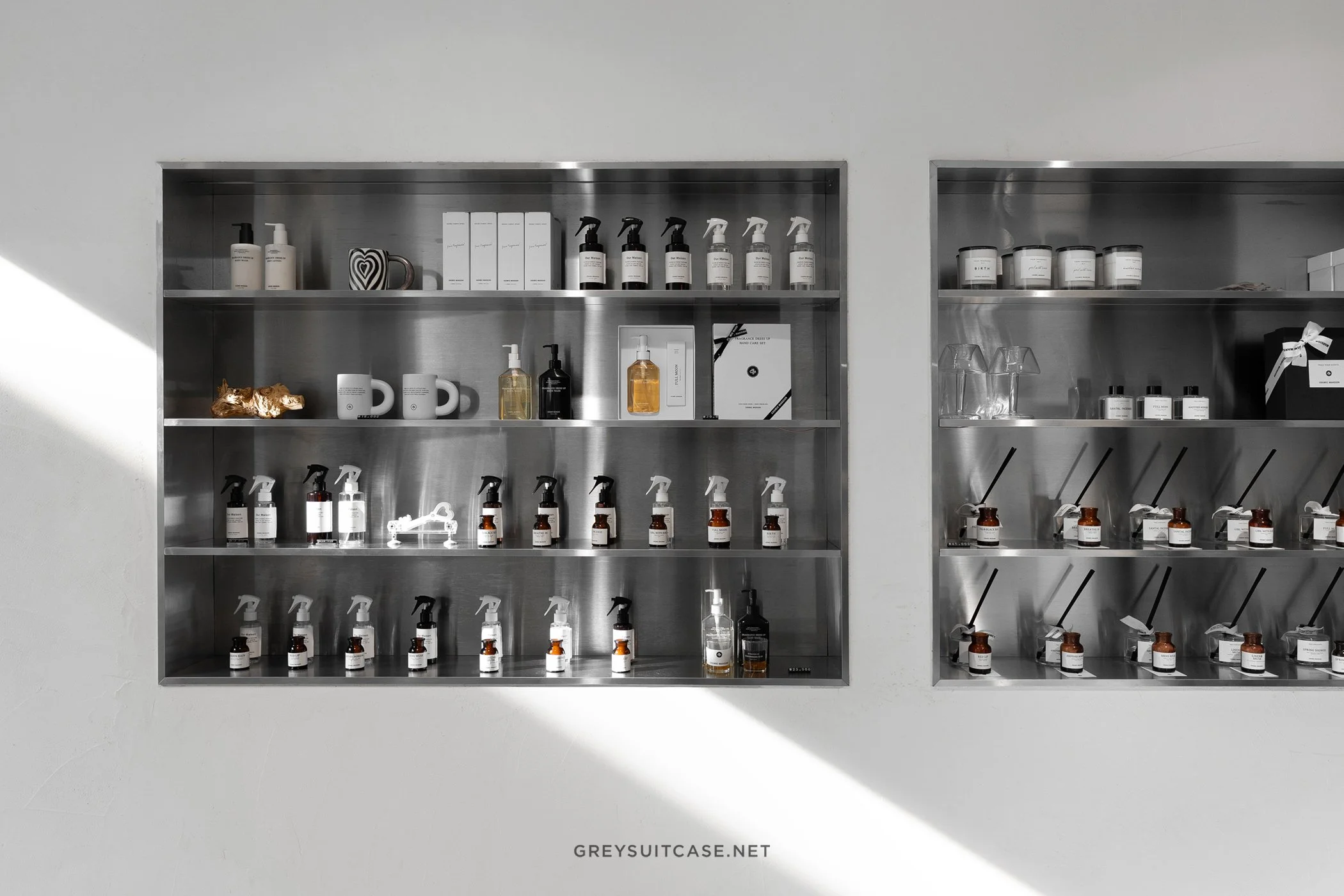 Greysuitcase Seoul Shop Series: Cosmic Mansion (코스믹맨션), Hannam-dong (한남동), Yongsan-gu (용산구), Seoul, South Korea.