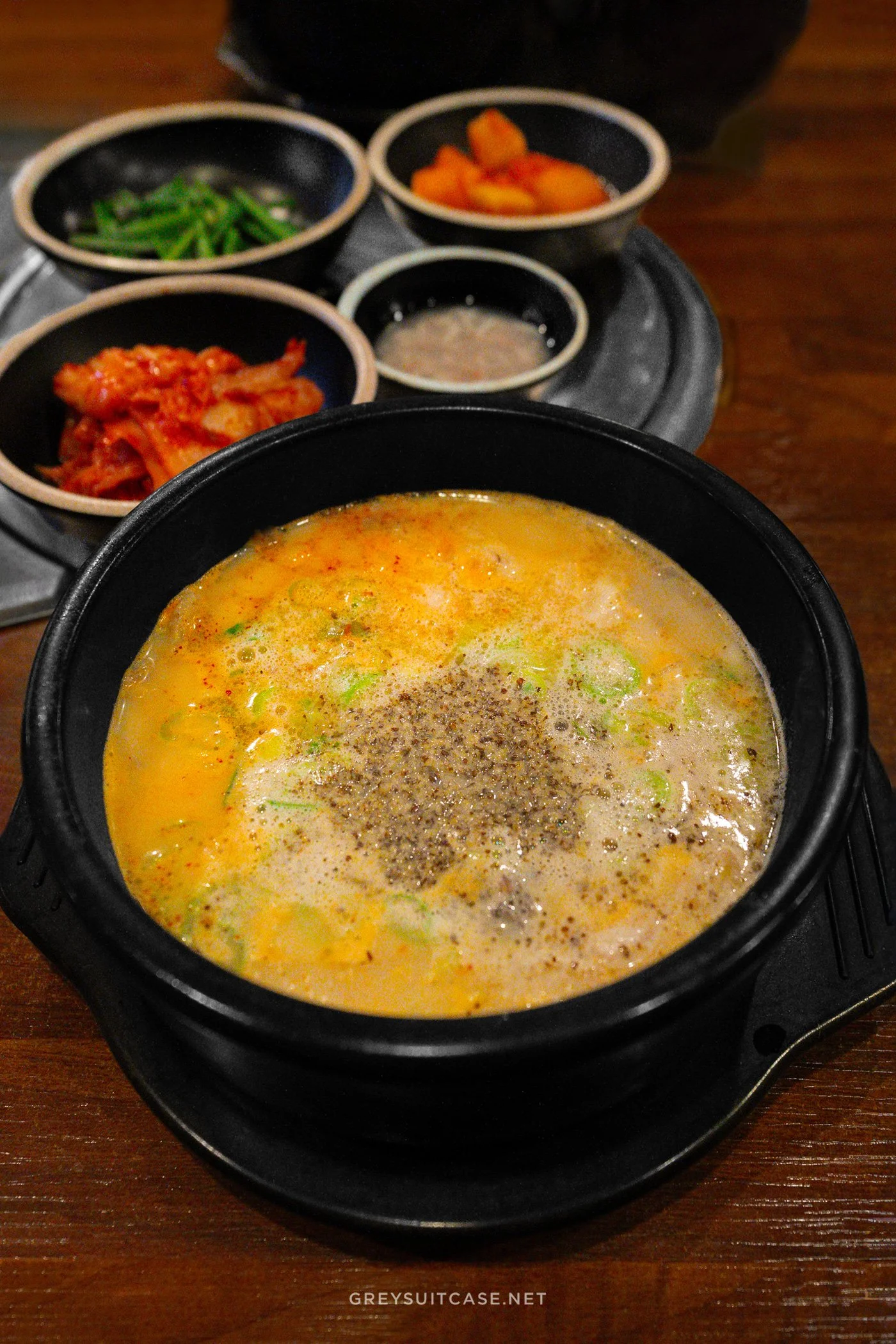 Greysuitcase Seoul Restaurant Series: Boseung Hall Hongdae (보승회관 홍대직영점), Hongdae (홍대), Seoul, South Korea.