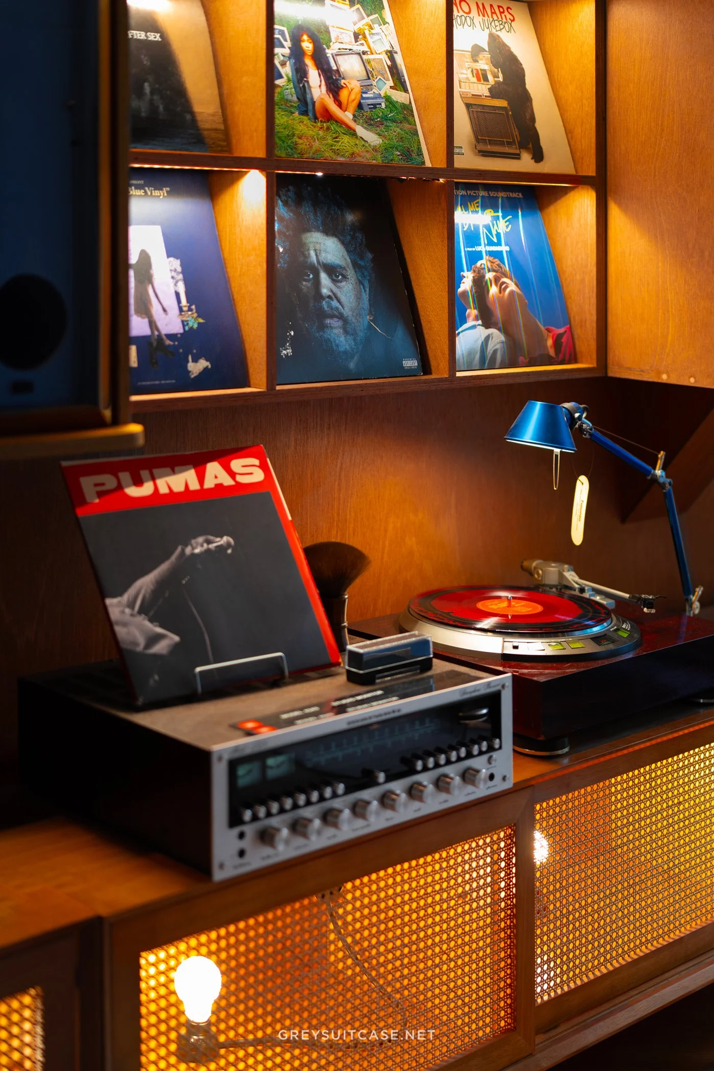 Greysuitcase Seoul Cafe Series: House of Vinyl Mangwon (하우스오브바이닐 망원점), Mangwon-dong (망원동), Seoul, South Korea.