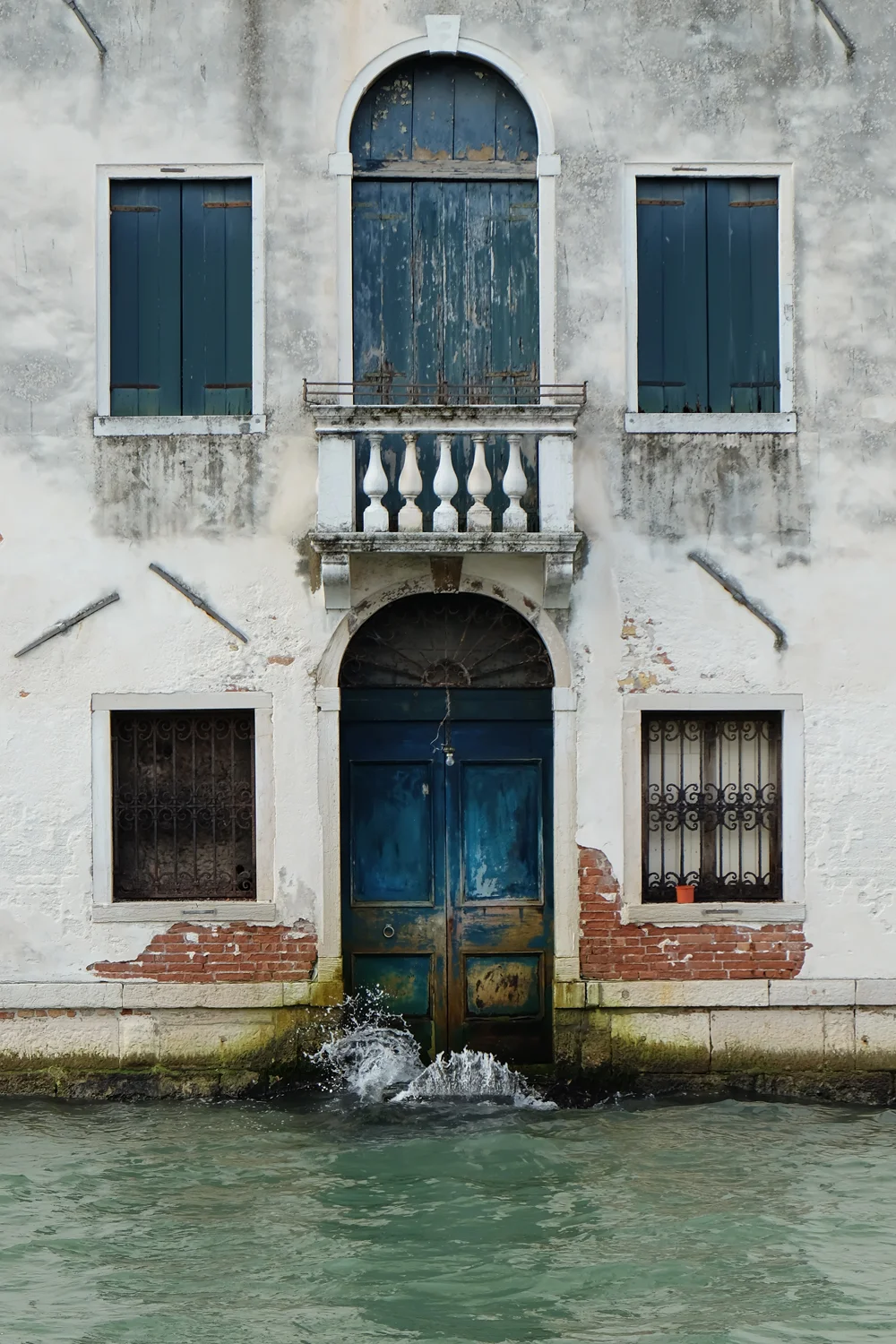 Venice-Door-web.jpg
