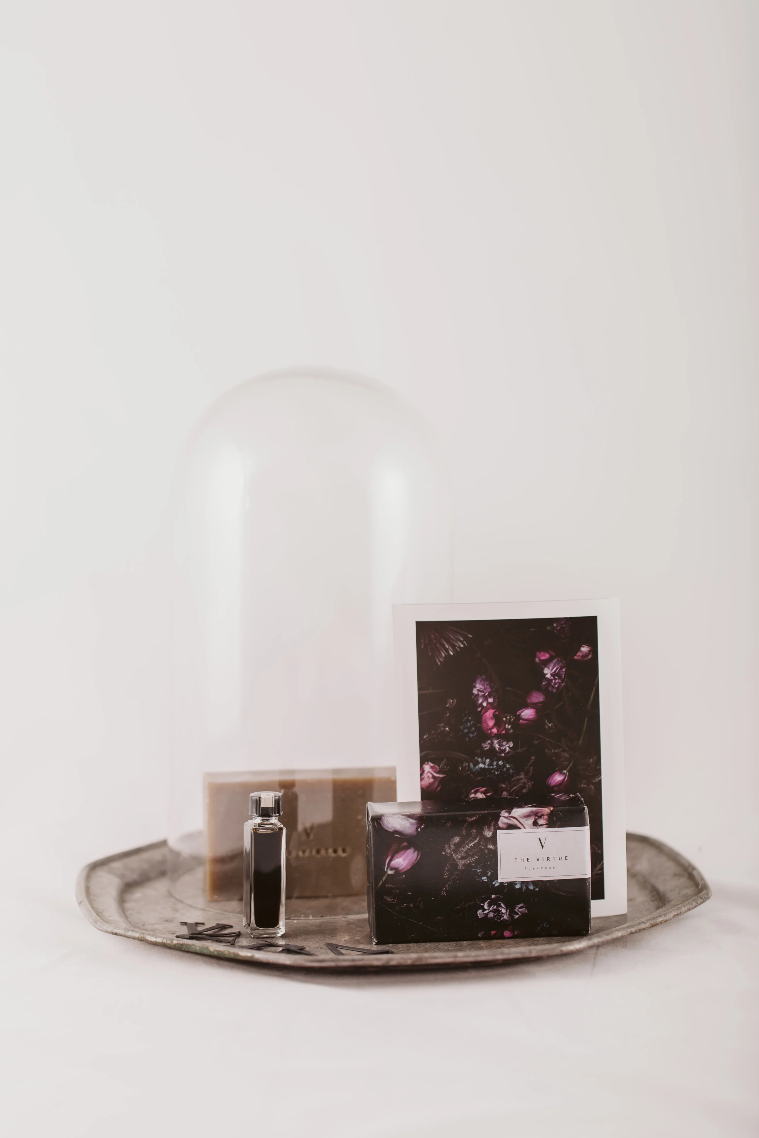 Victress Perfume _0001-3.jpg