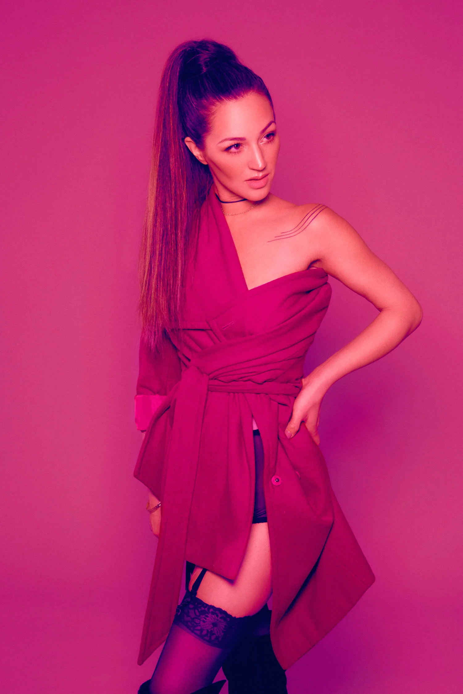 7 rings themed sexy photoshoot in Anchorage, Alaska
