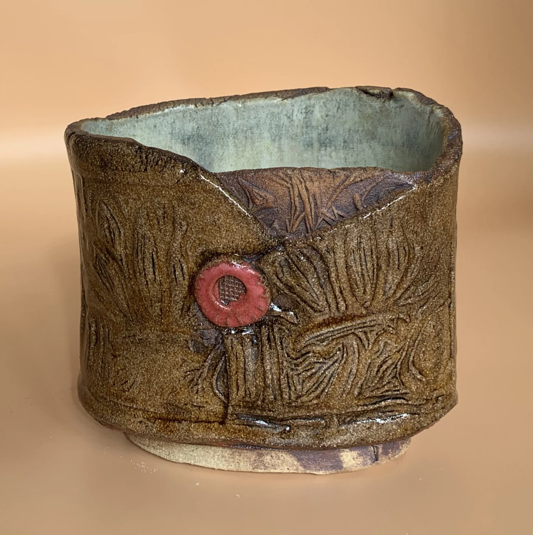 #20 Large Pot Front 4.5 inch.jpeg