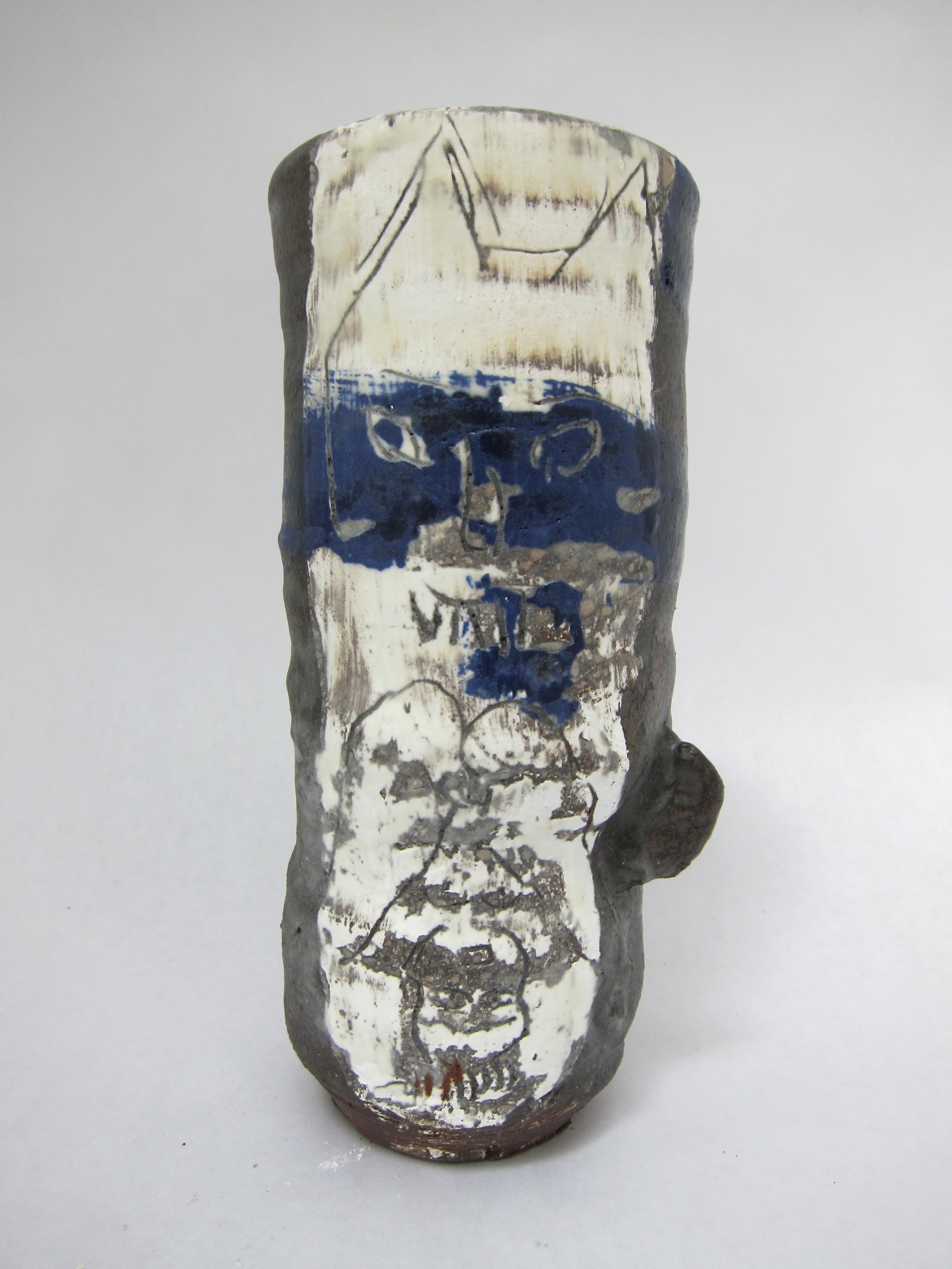 Roger Herman, Untitled , 2016, stoneware. © Rebecca Fanuele