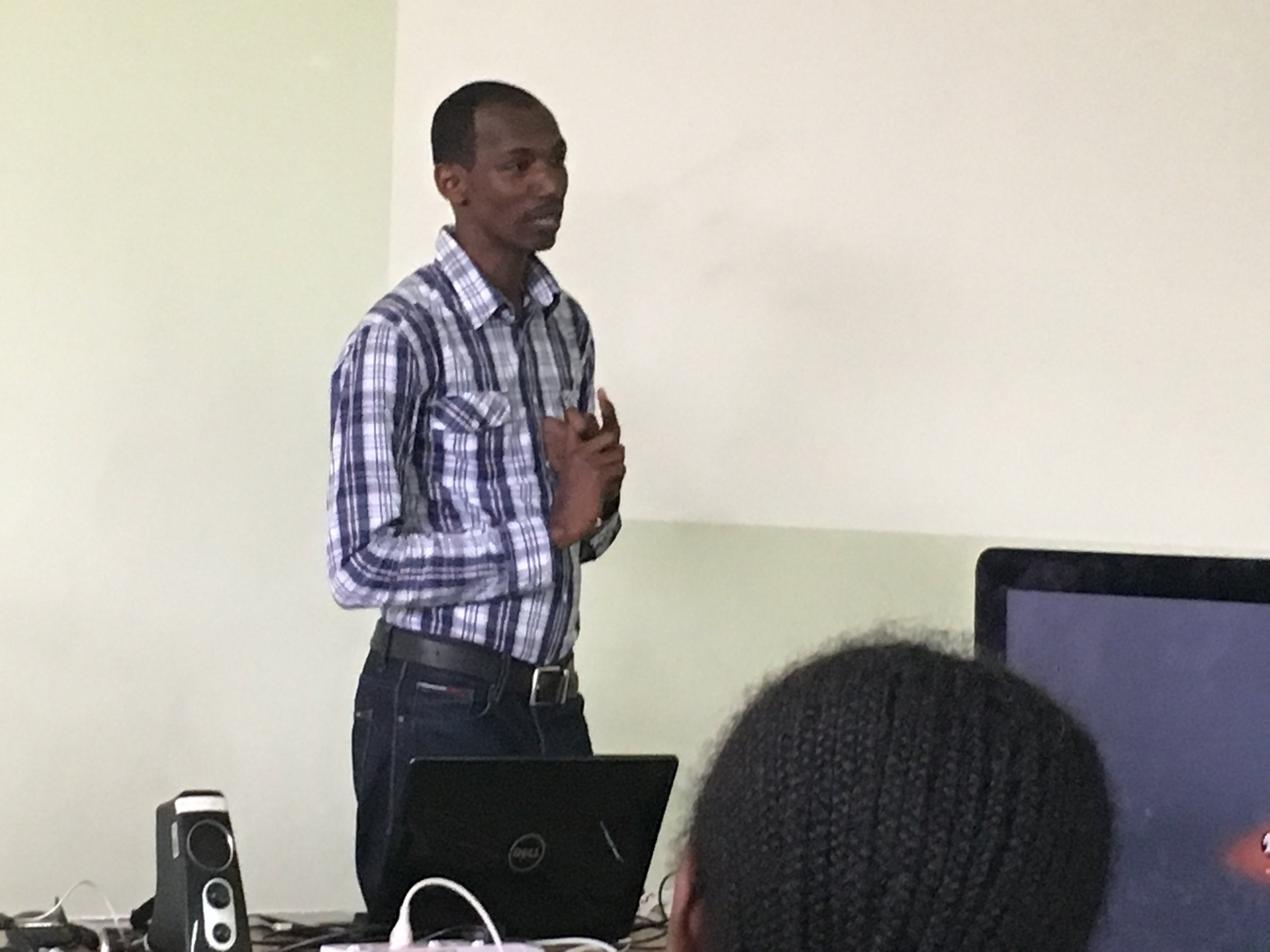 Faustin Niyigena Discussing His Journey To Be A Professional With ADMA Students