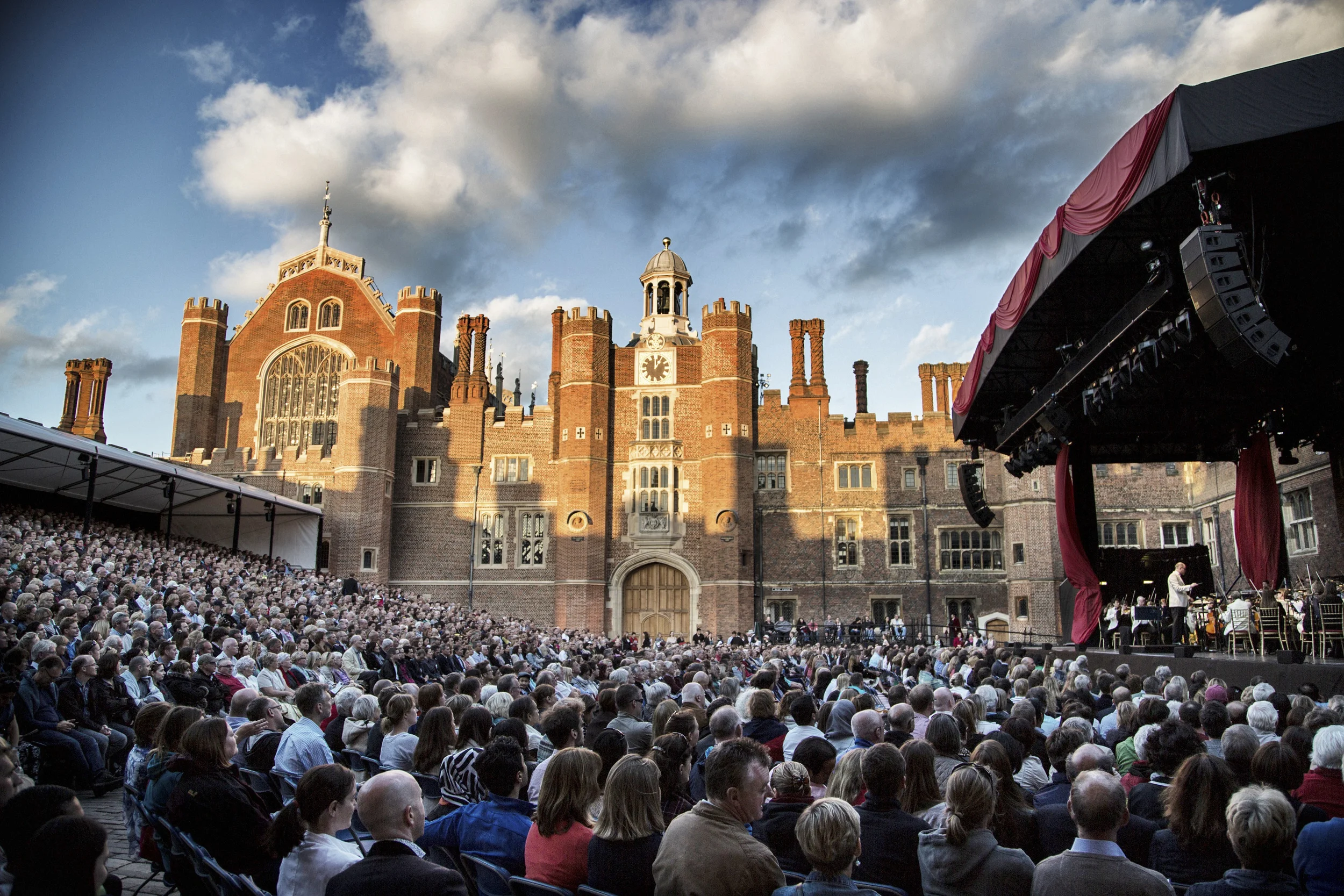 Royal Philharmonic Concert Orchestra • Hampton Court Palace Festival
