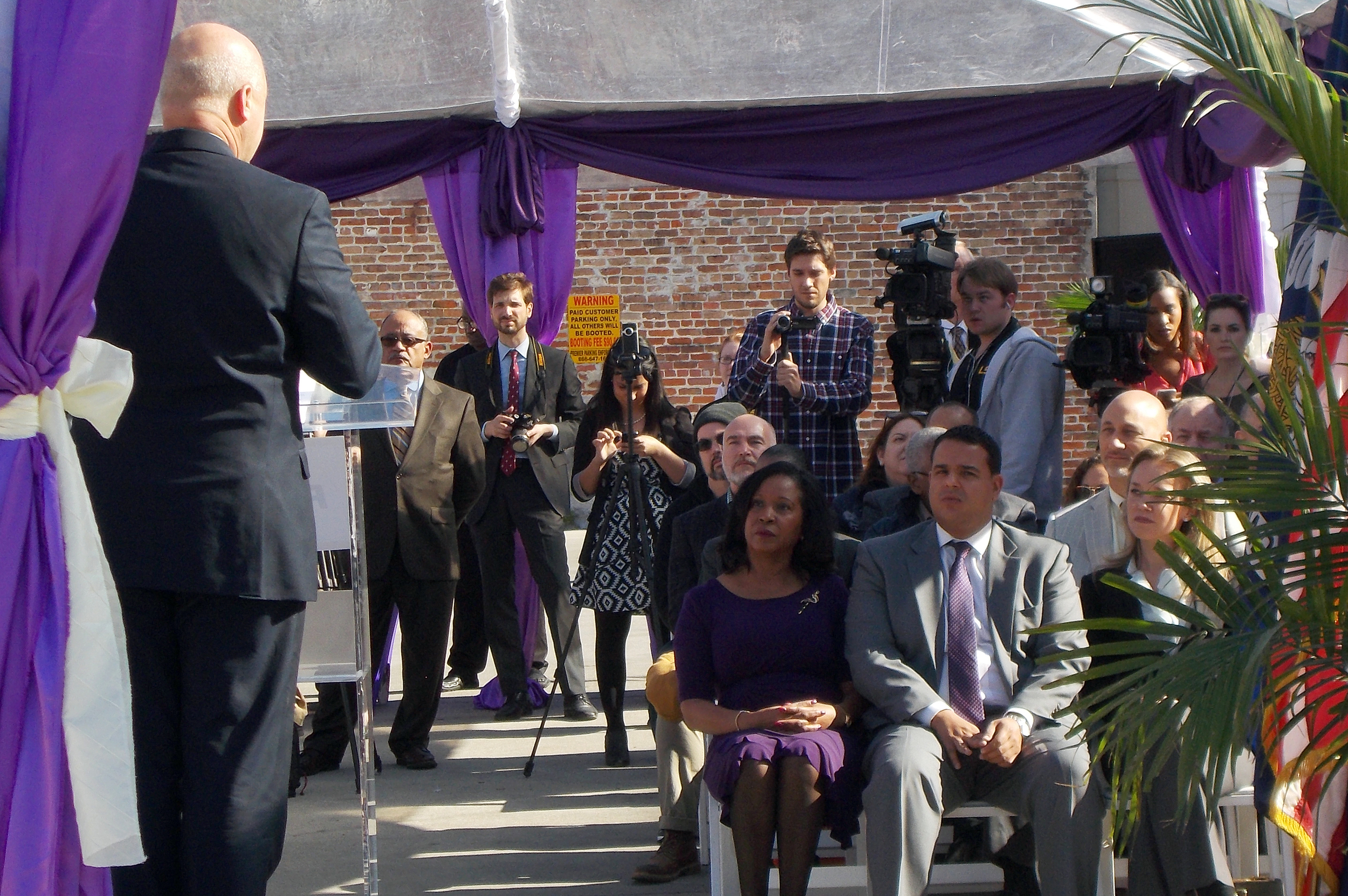 New Orleans Mayor Mitch Landrieu gives a speech at the ground breaking ceremony for the Regional Transit Authority's Rampart Streetcar Line Wednesday, January 28, 2015. 