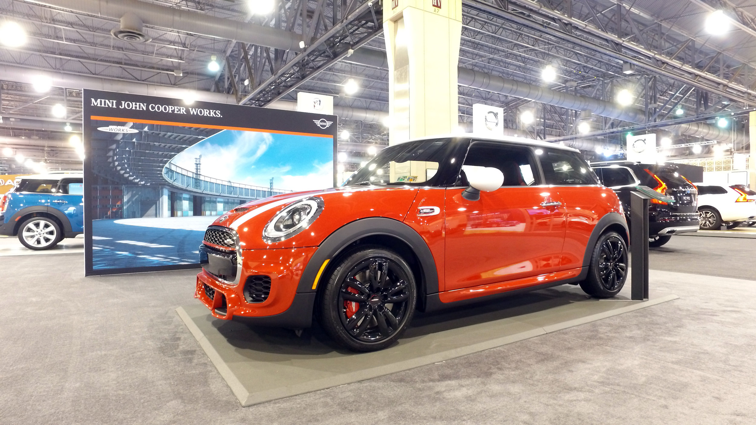 1 Mini John Cooper Works.jpg