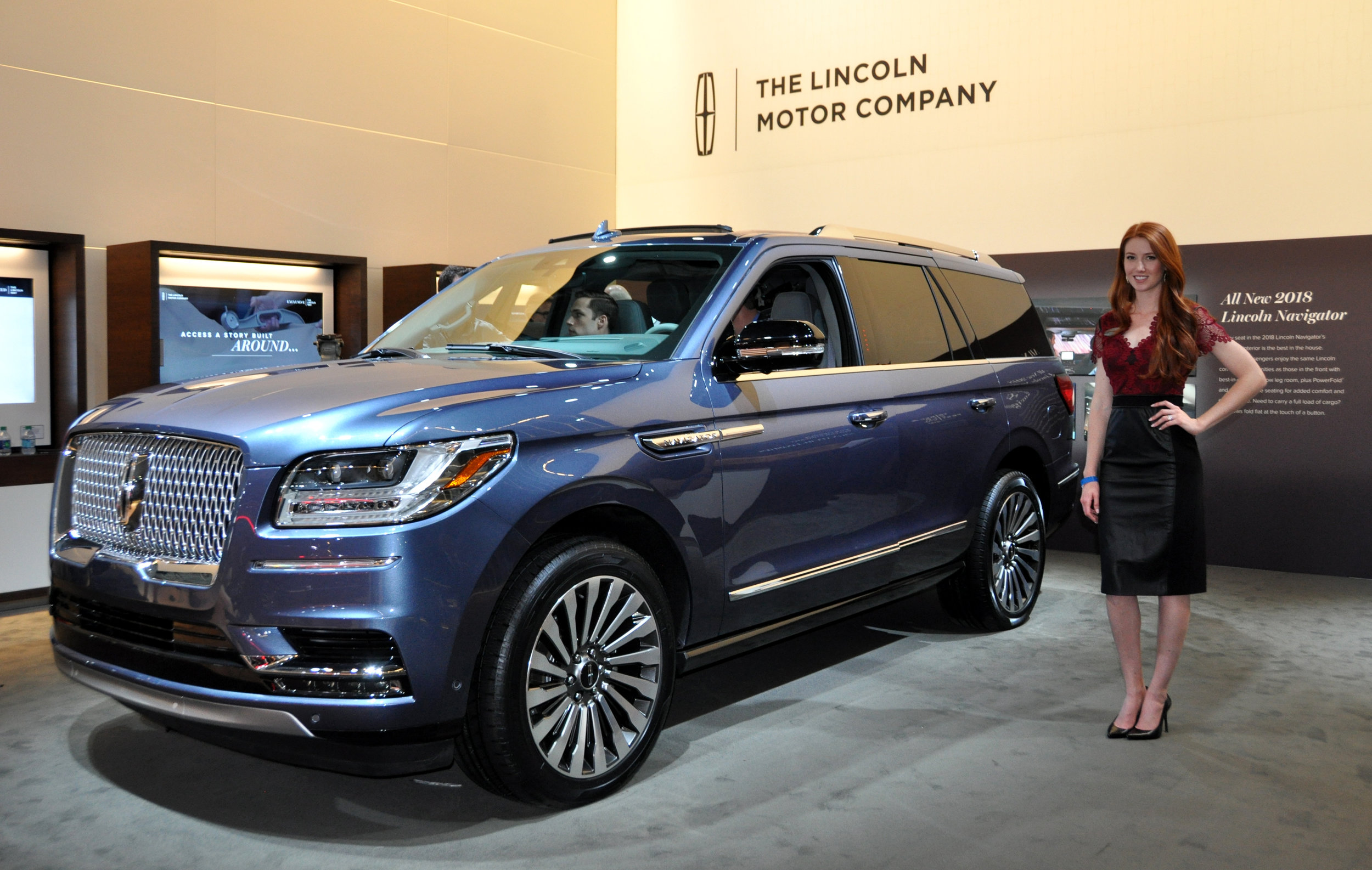 1 Lincoln Navigator.jpg