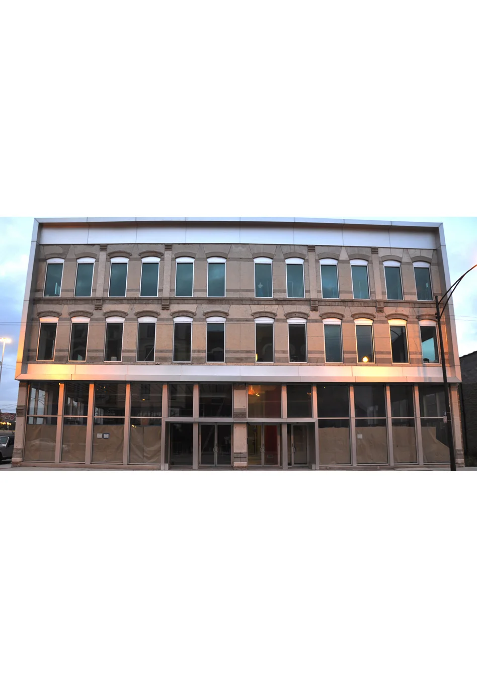 688-700 N. Milwaukee Ave. Chicago, IL