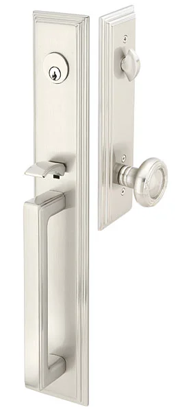 129 Melrose Entry set
full plate with ribbon and reed knob in satin nickel. Available mortise
or tubular in several finishes and numerous interior knob and lever options.