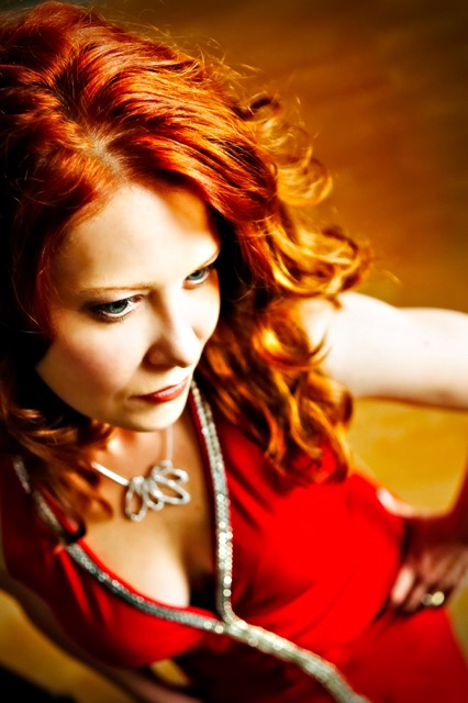 Nikki Einfeld, soprano