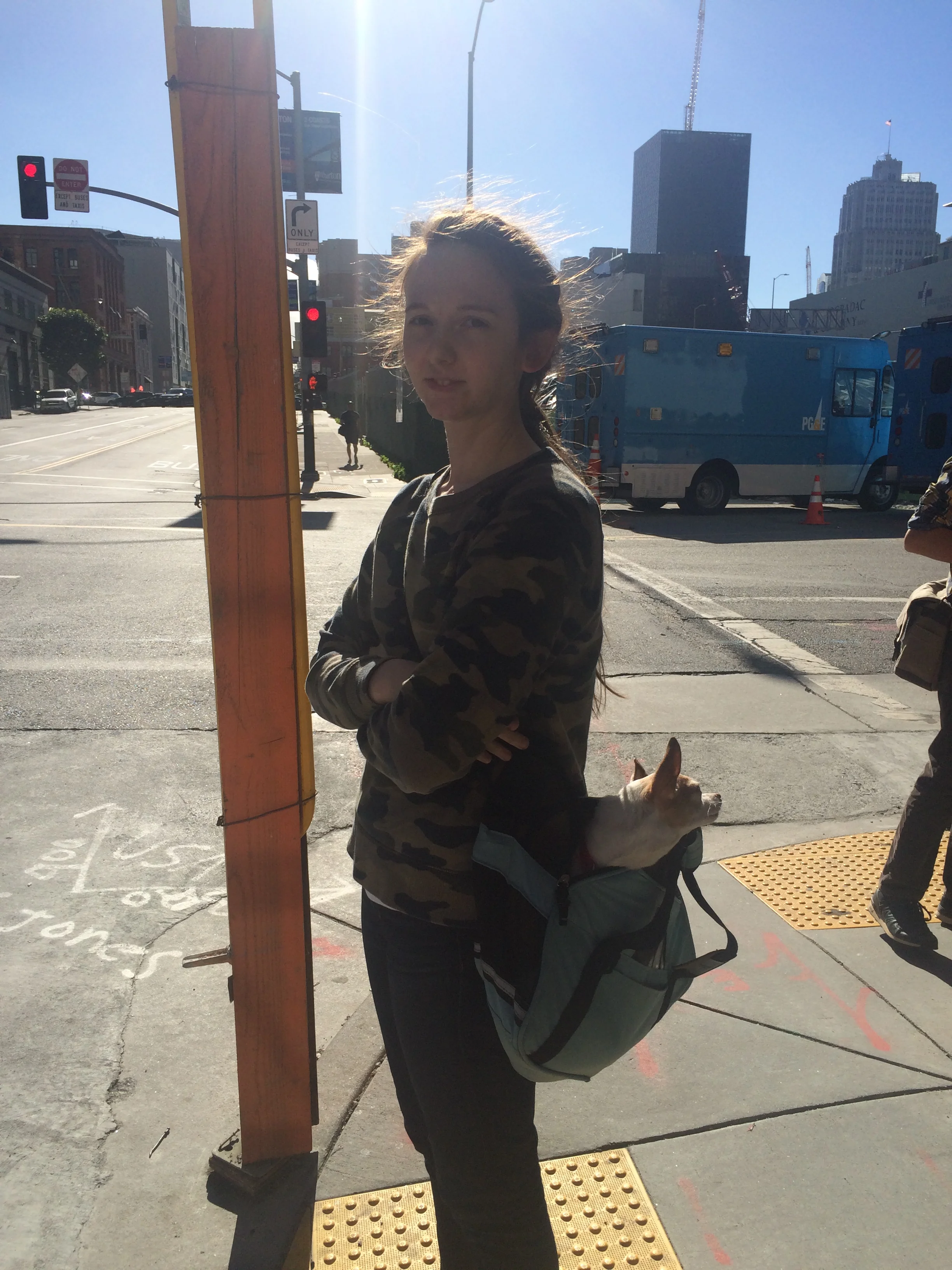 Lola e njoying her first few days in the city, constantly at Dru's hip.