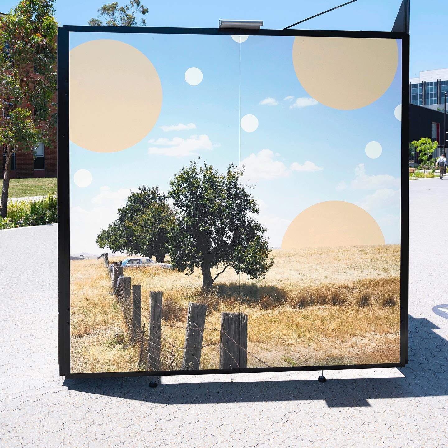 THE. ART. OUTDOORS.
@ambushgallery&rsquo;s HERE I AM: Art by Great Women festival is inspired by the Know My Name movement in cultural partnership with the @nationalgalleryaus. My artwork THE SLOWDOWN is one of the many large scale pieces that make u