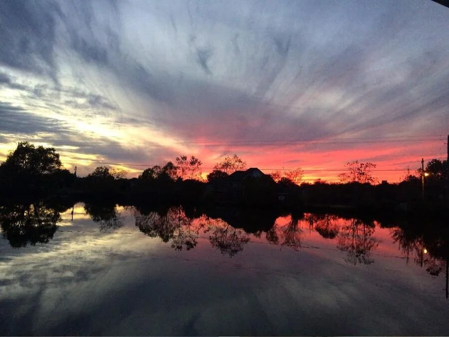 One of the reasons that I take so many sunset pictures is that it helps me slow down and appreciate the moment and the day that I’ve had.