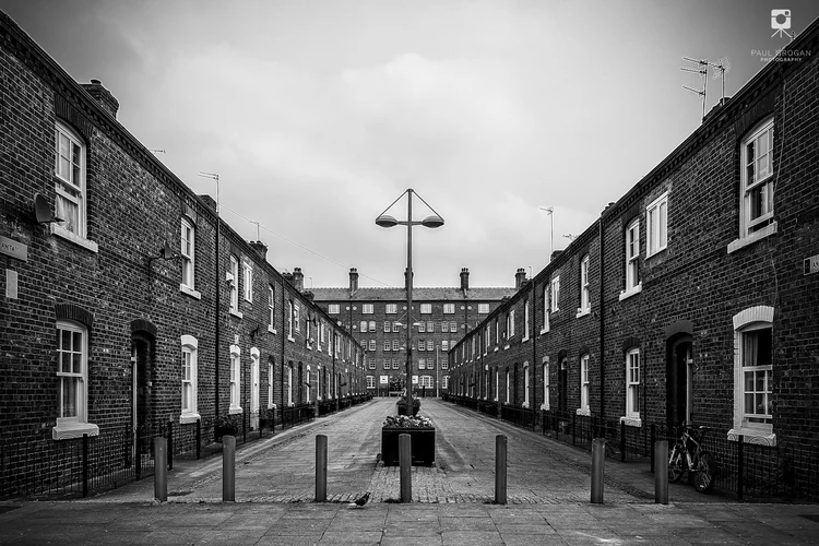 It's hard to believe that these streets were build to improve the living conditions in the Ancoats area in Manchester. 