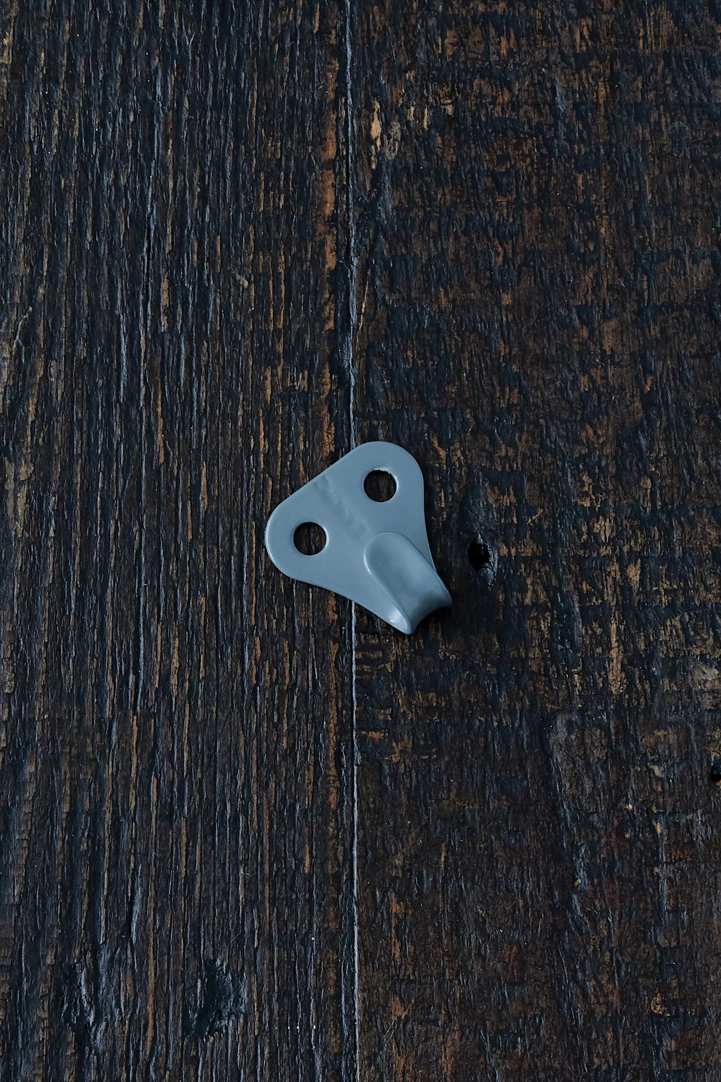 Grey reefing hook product shot