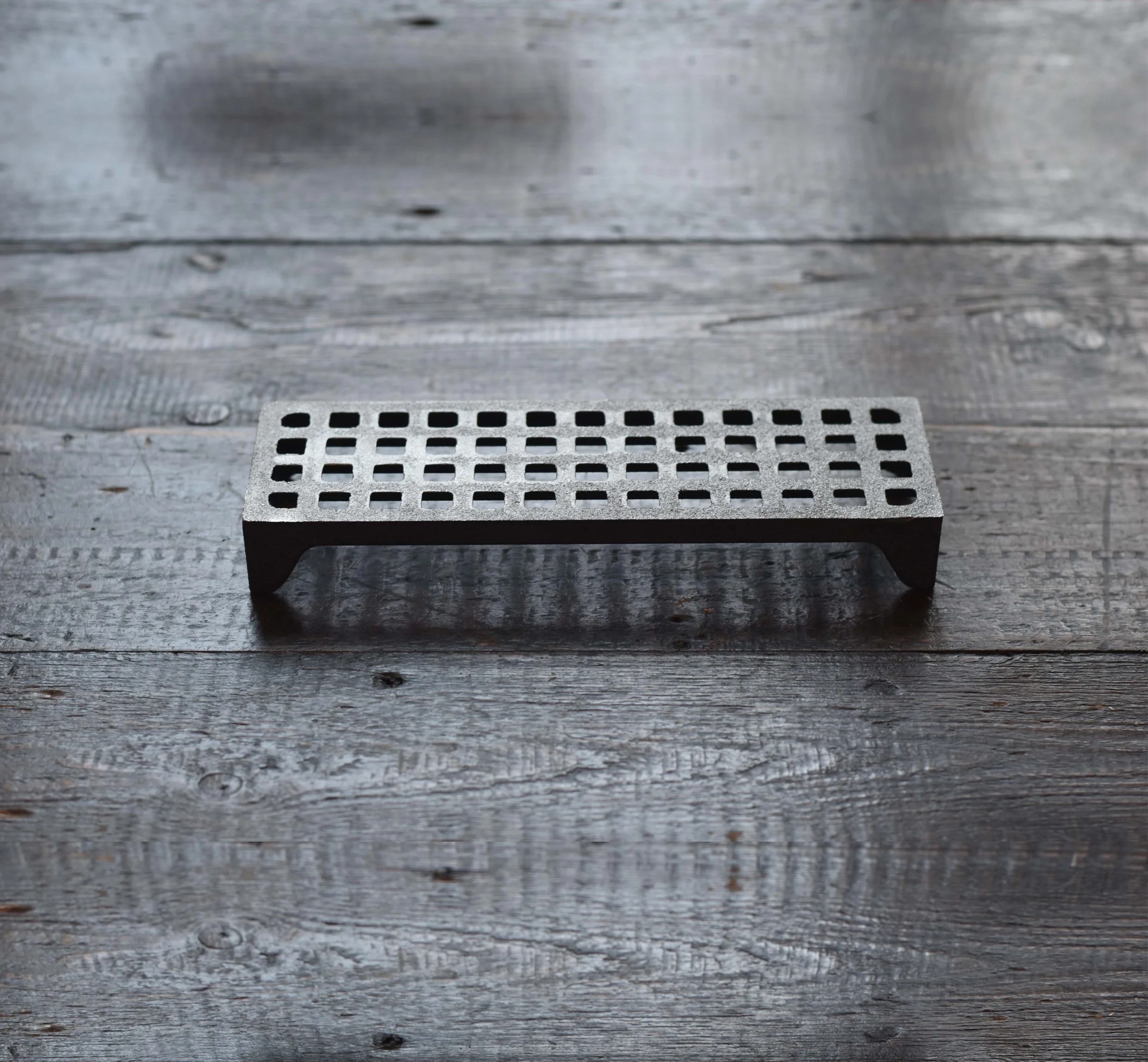 Small cast iron air brick