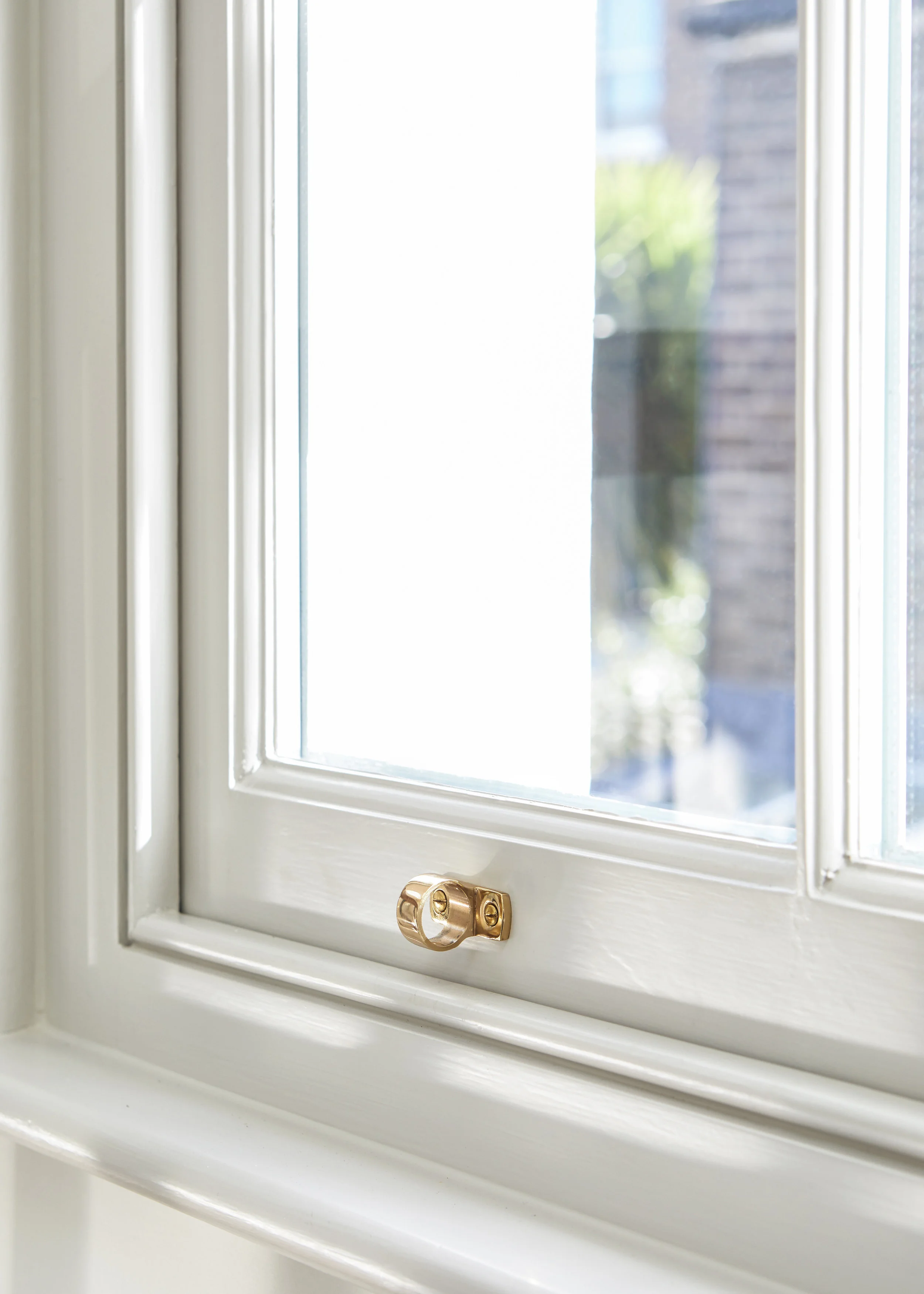 Solid brass sash window eye lift