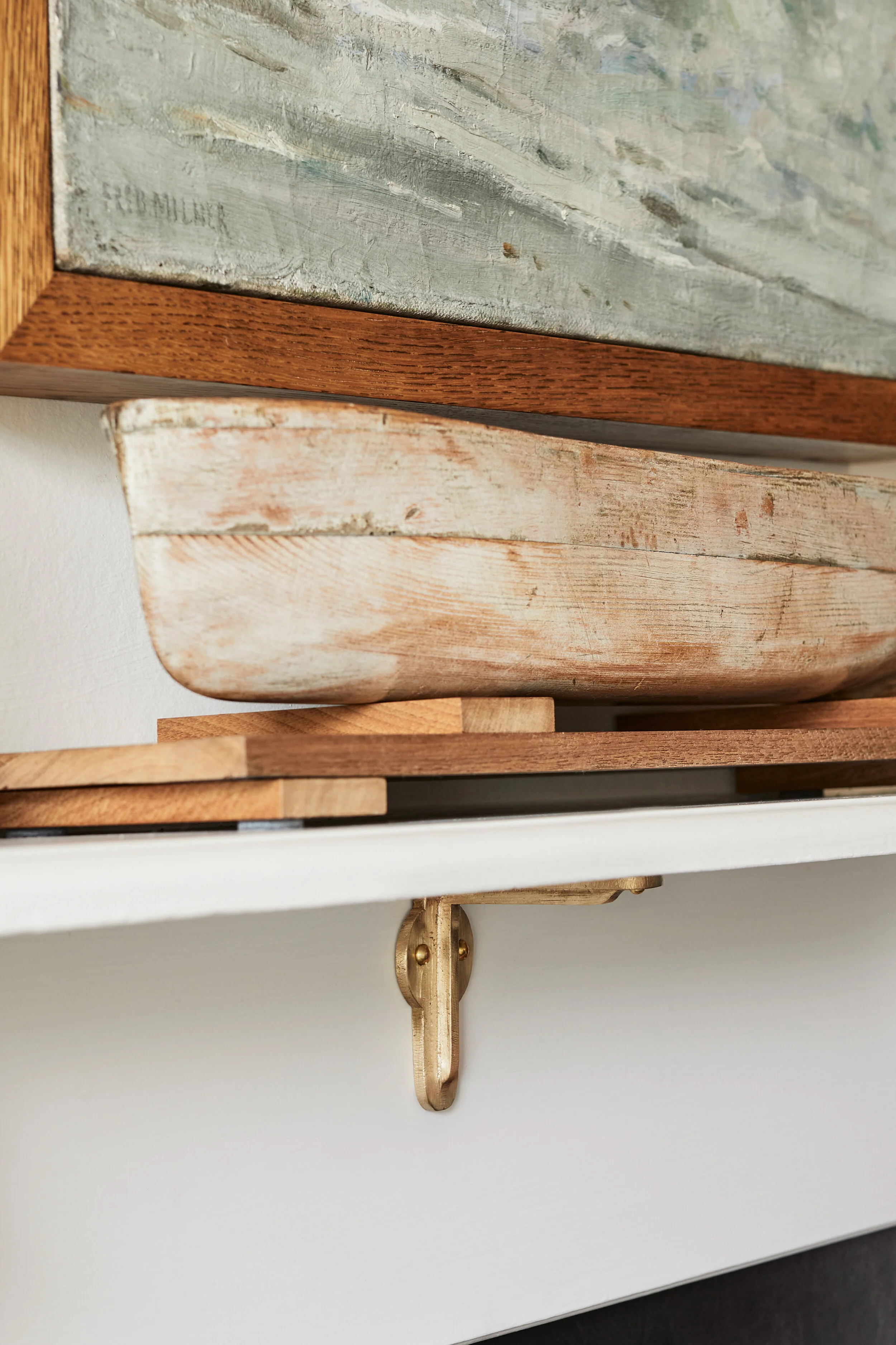small gold shelf bracket