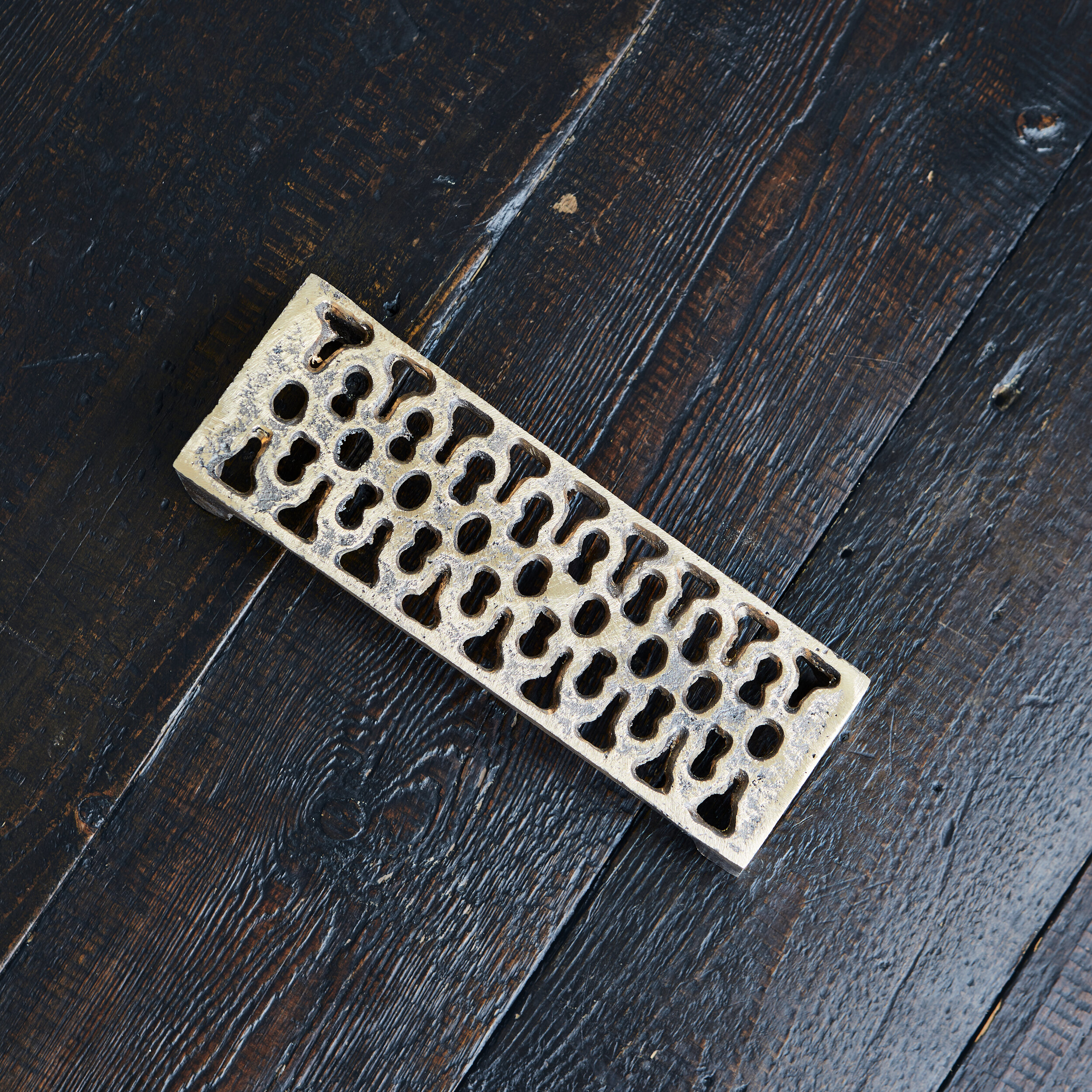 Cast bronze single air brick