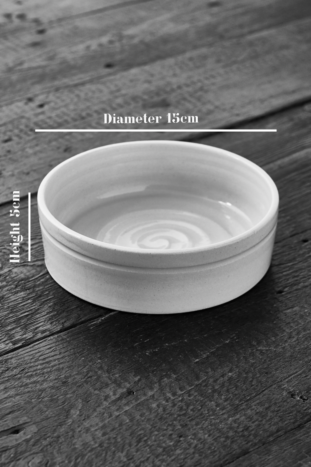 Kitchen-Sink-Tidy-Pot-Black-And-White.png