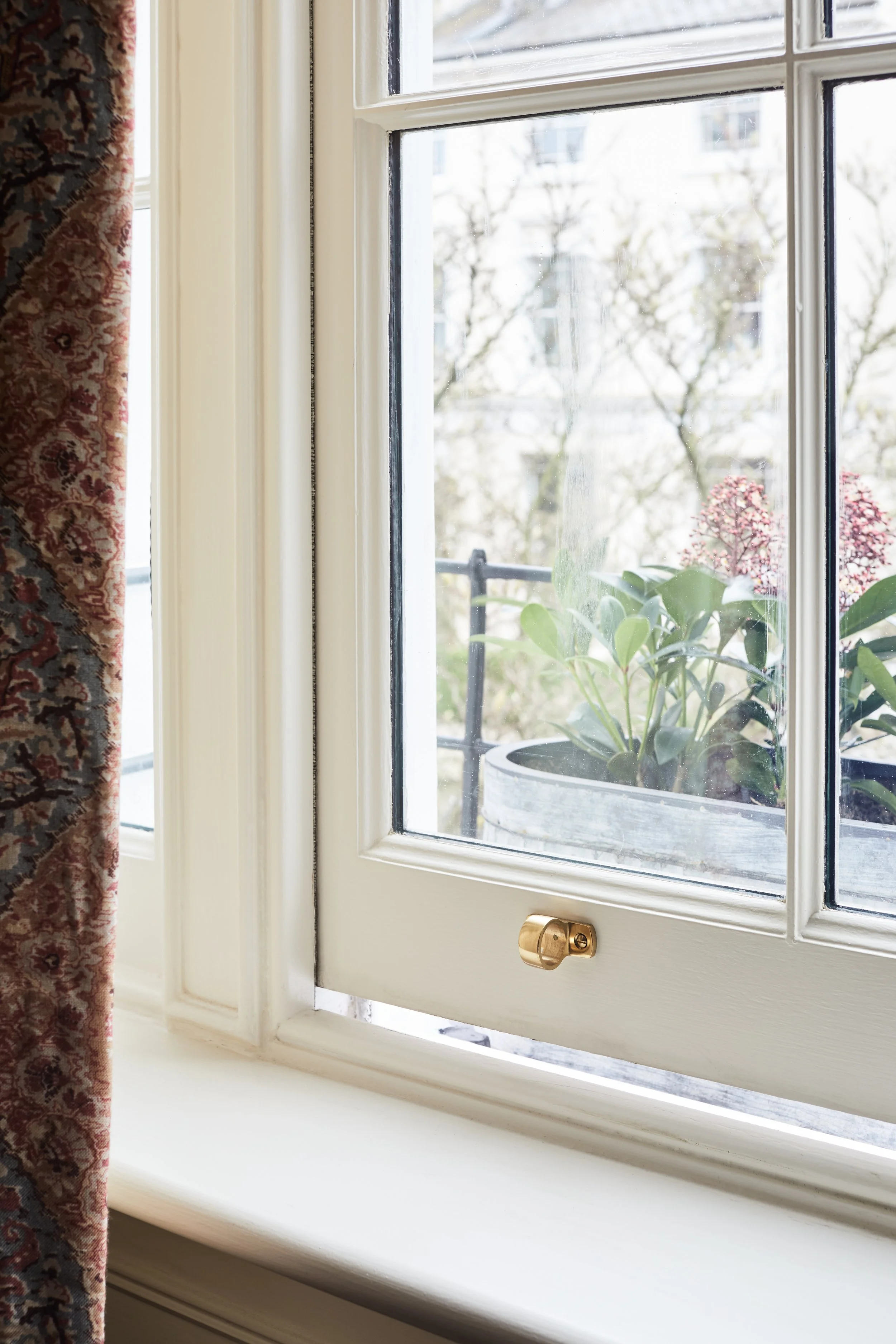 Small-Polished-Brass-Sash-Eye-Lift.jpg