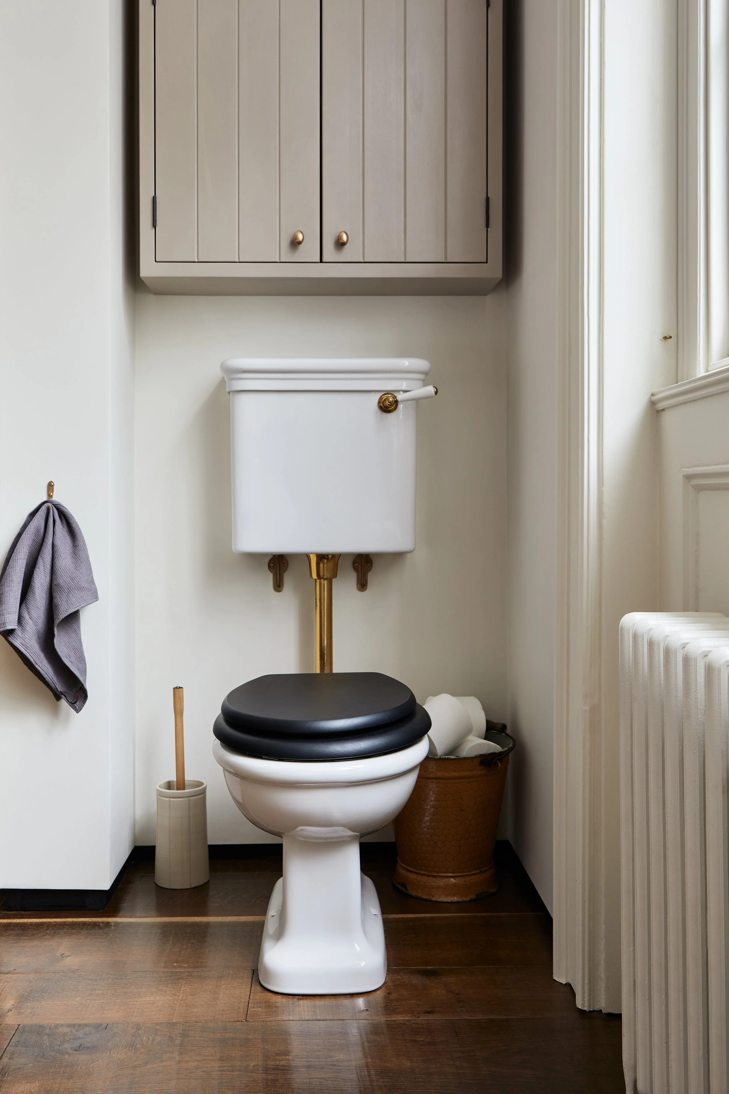 Cistern-Bracket-Cast-Bronze.jpg