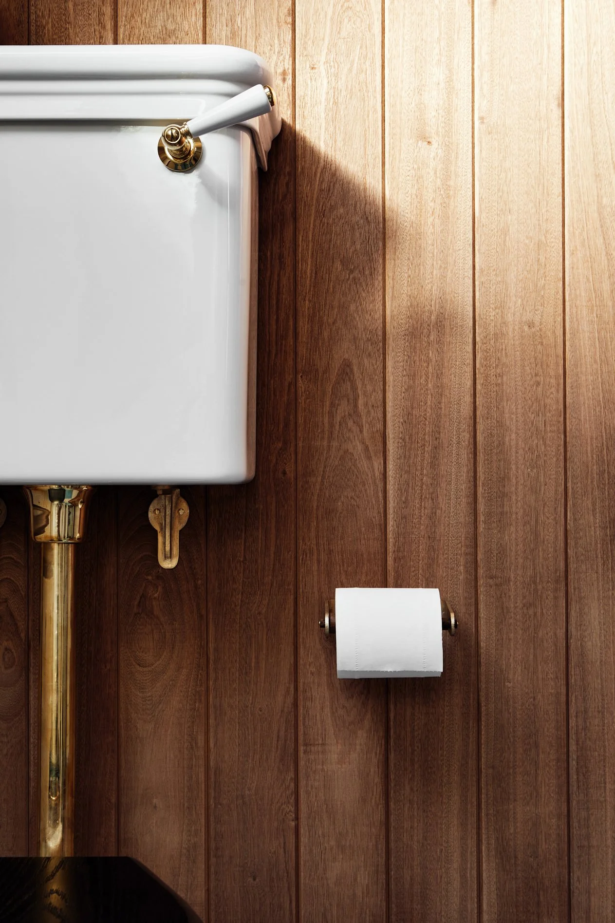 cistern-bracket-cast-bronze-sandcast-wall-hardware.jpg