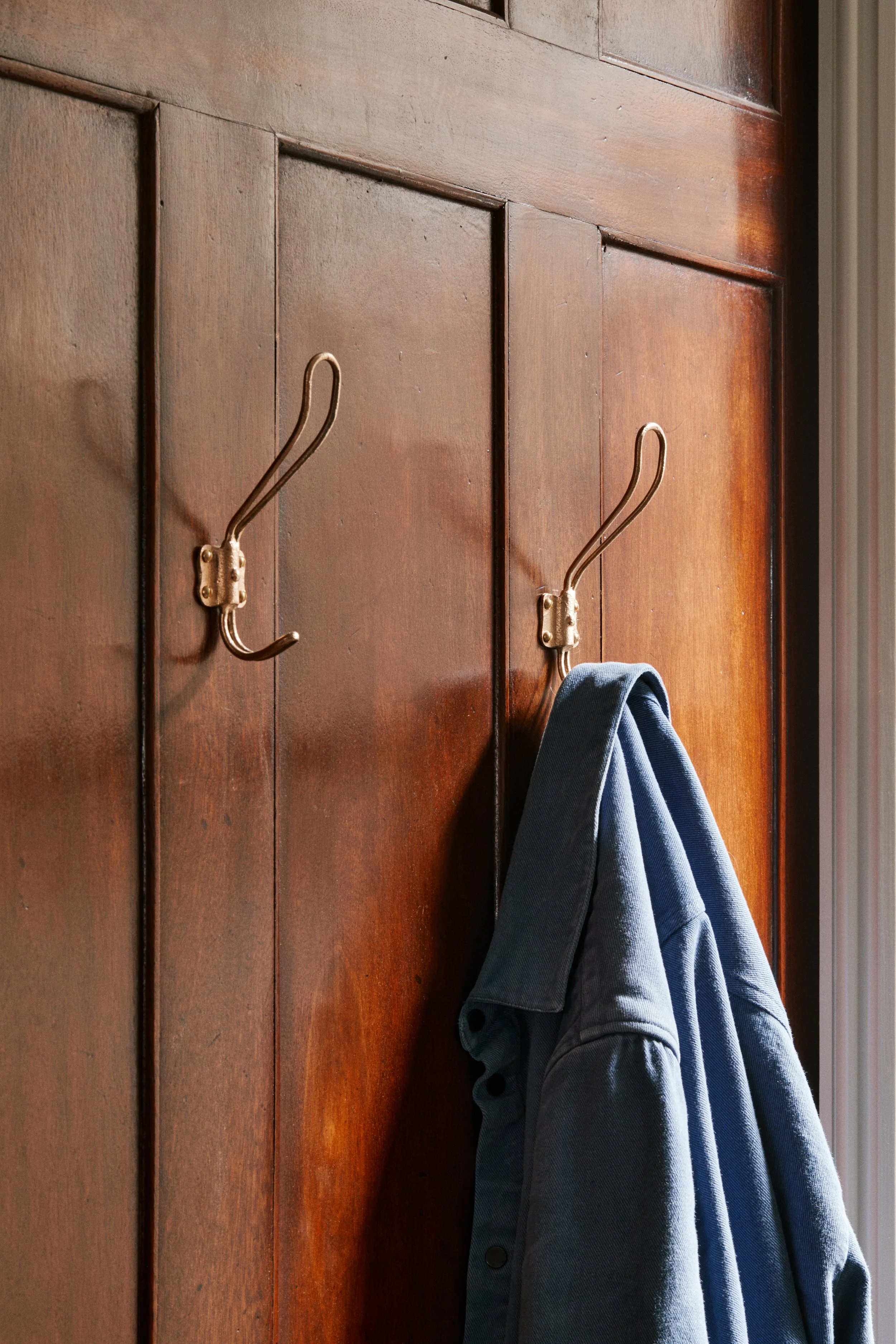 jonathan-hook-cast-bronze-sandcast-wall-hardware.jpg