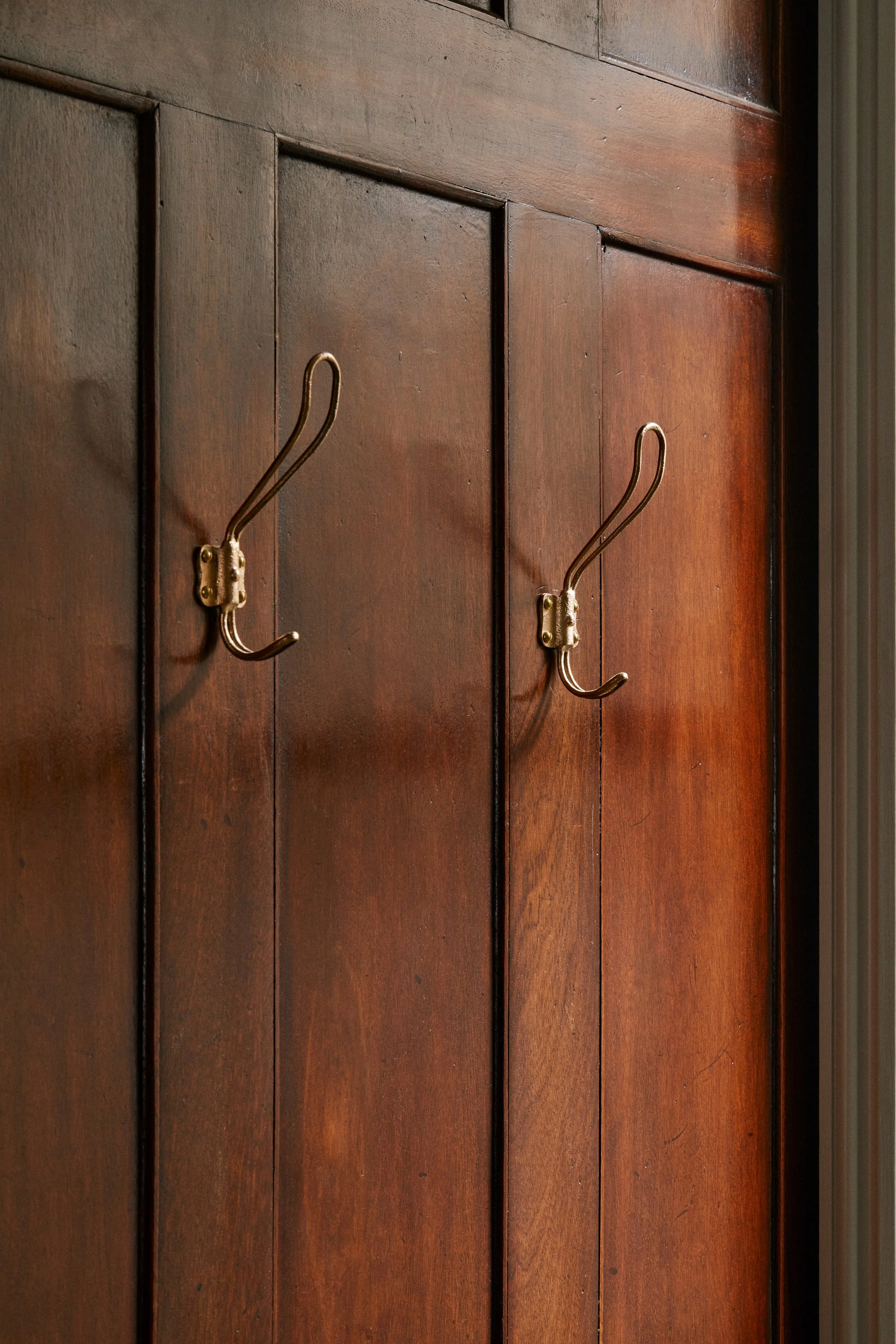 jonathan-hook-cast-bronze-sandcast-wall-hardware.jpg