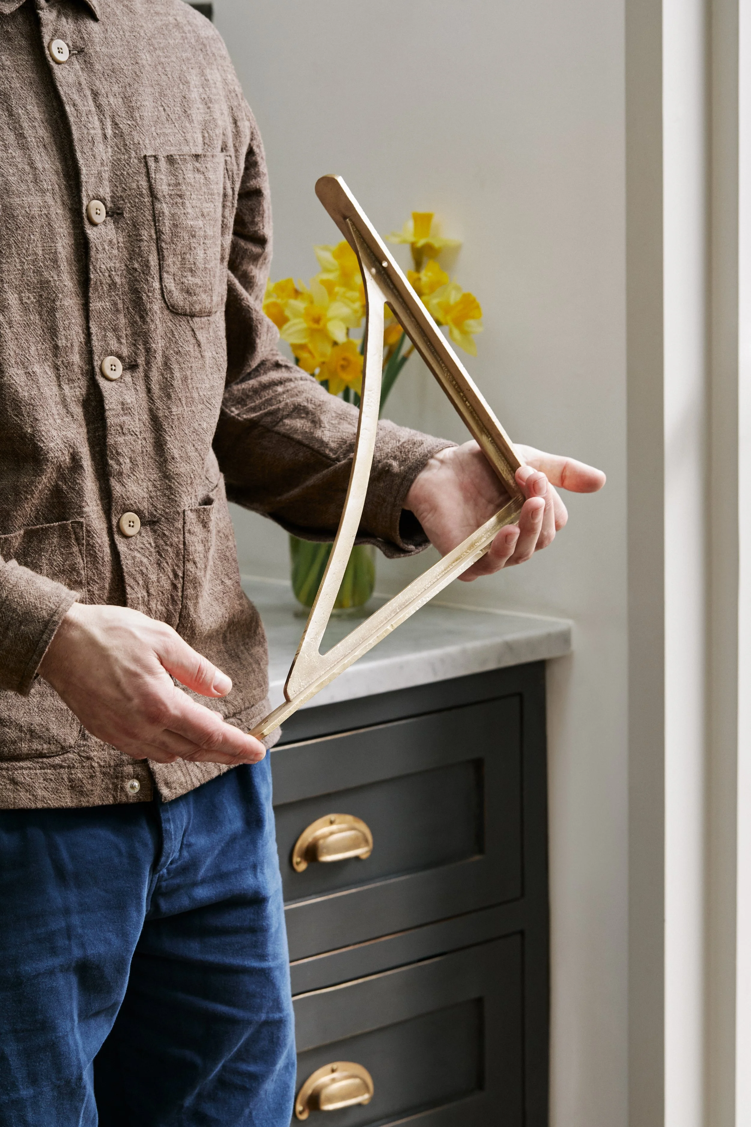 12-inch-pantry-bracket-cast-bronze-sandcast-shelf-hardware.jpg