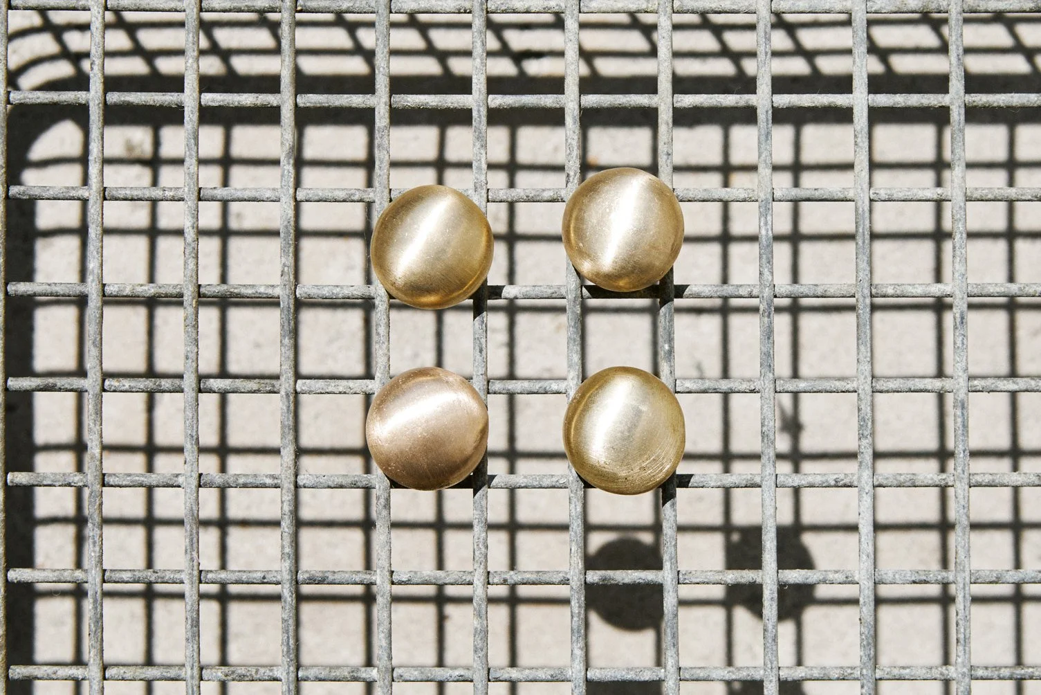 little-round-knob-cast-bronze-sandcast-cabinet-hardware.jpg