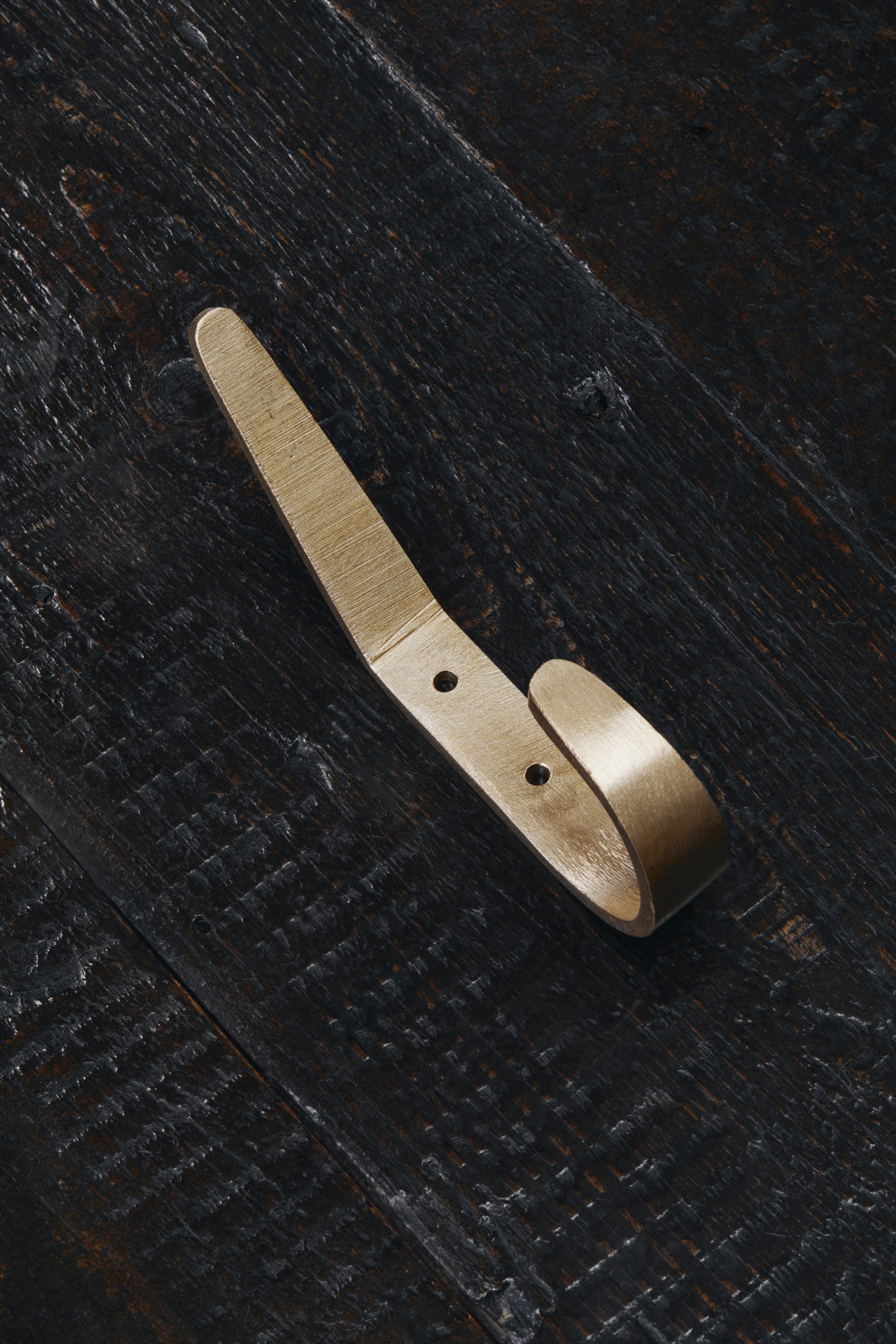 school-hook-cast-bronze-sandcast-wall-hardware.jpg