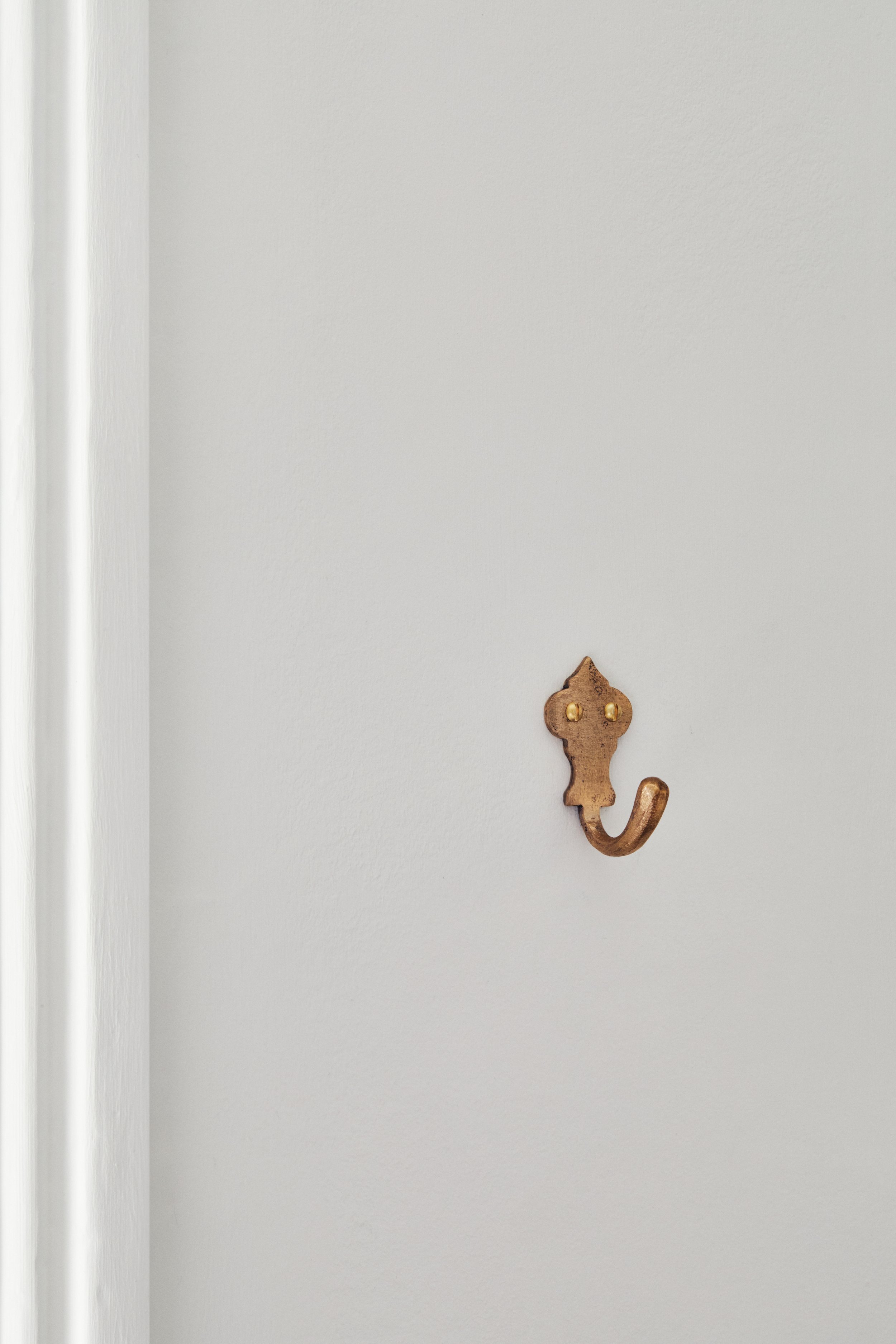 crested-wall-hook-cast-bronze-sandcast-hardware.jpg