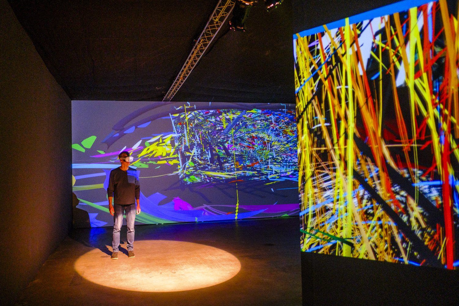 2026LAartShow02.jpg