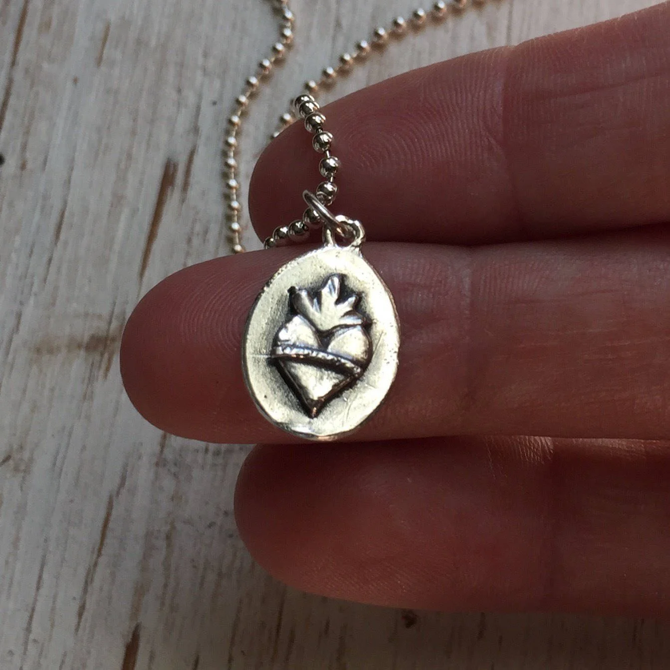 https://i.etsystatic.com/5417528/r/il/372c6d/1197906850/il_fullxfull.1197906850_avqn.jpg